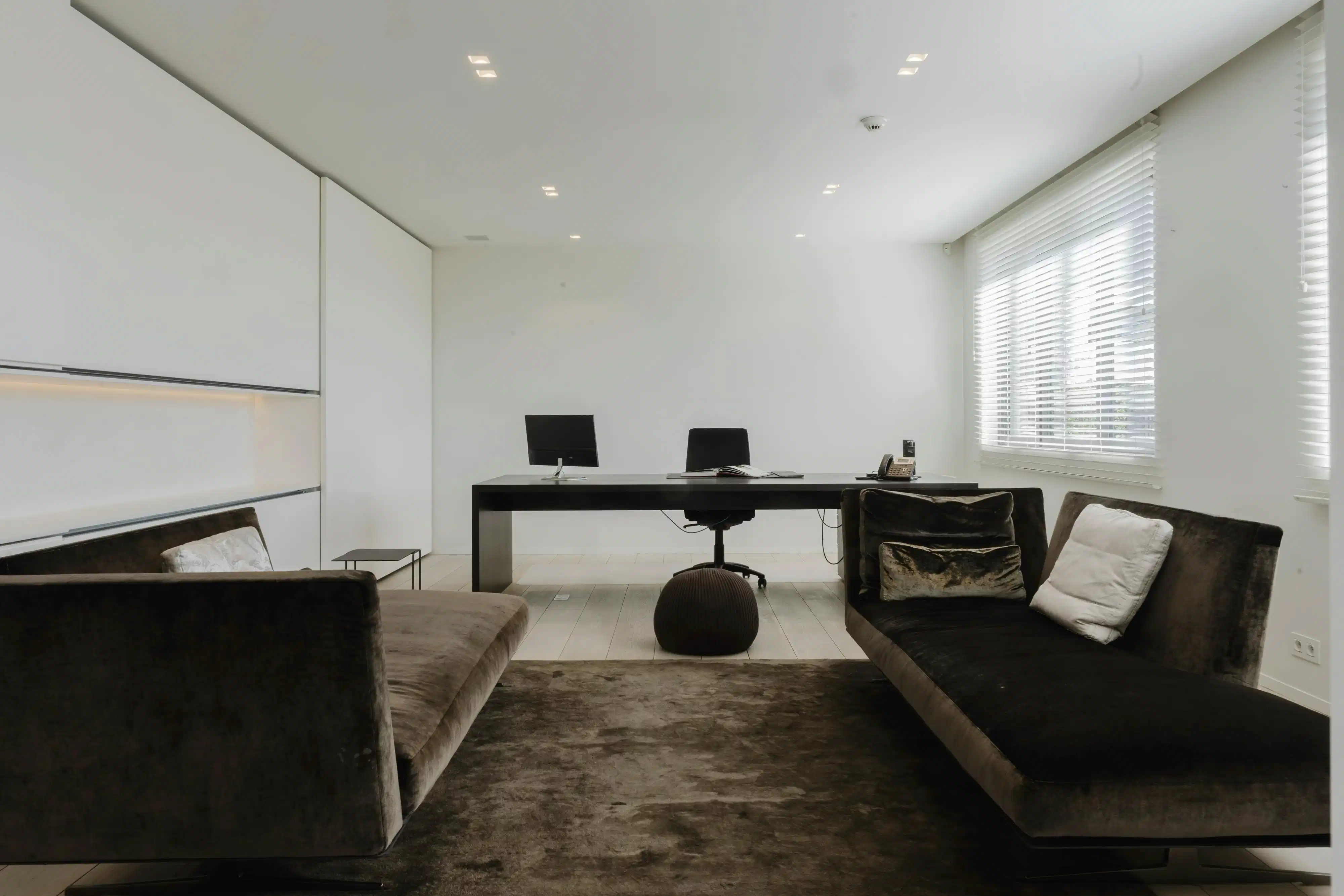 Exclusieve villa met zwembad en paardenstallen in Heule! foto 12