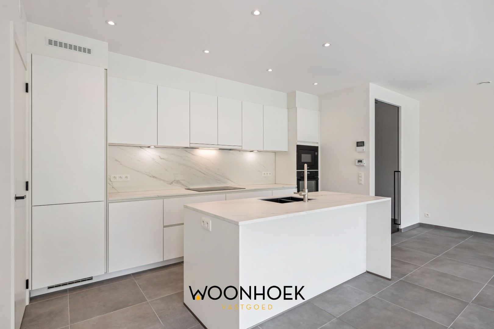 3- slpk luxeappartement met staanplaats in het Oeverpark! foto 7