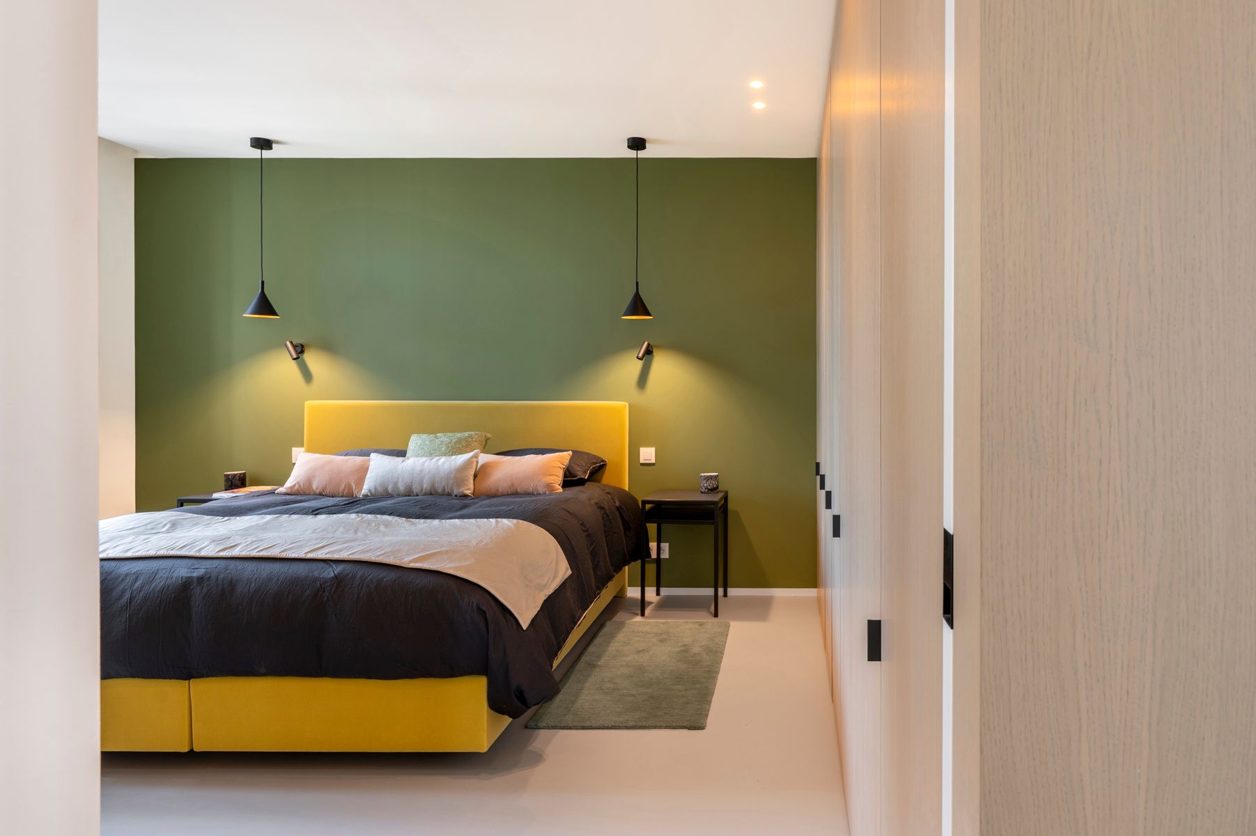 Luxueus gerenoveerd appartement in befaamde Meirbuilding foto 6