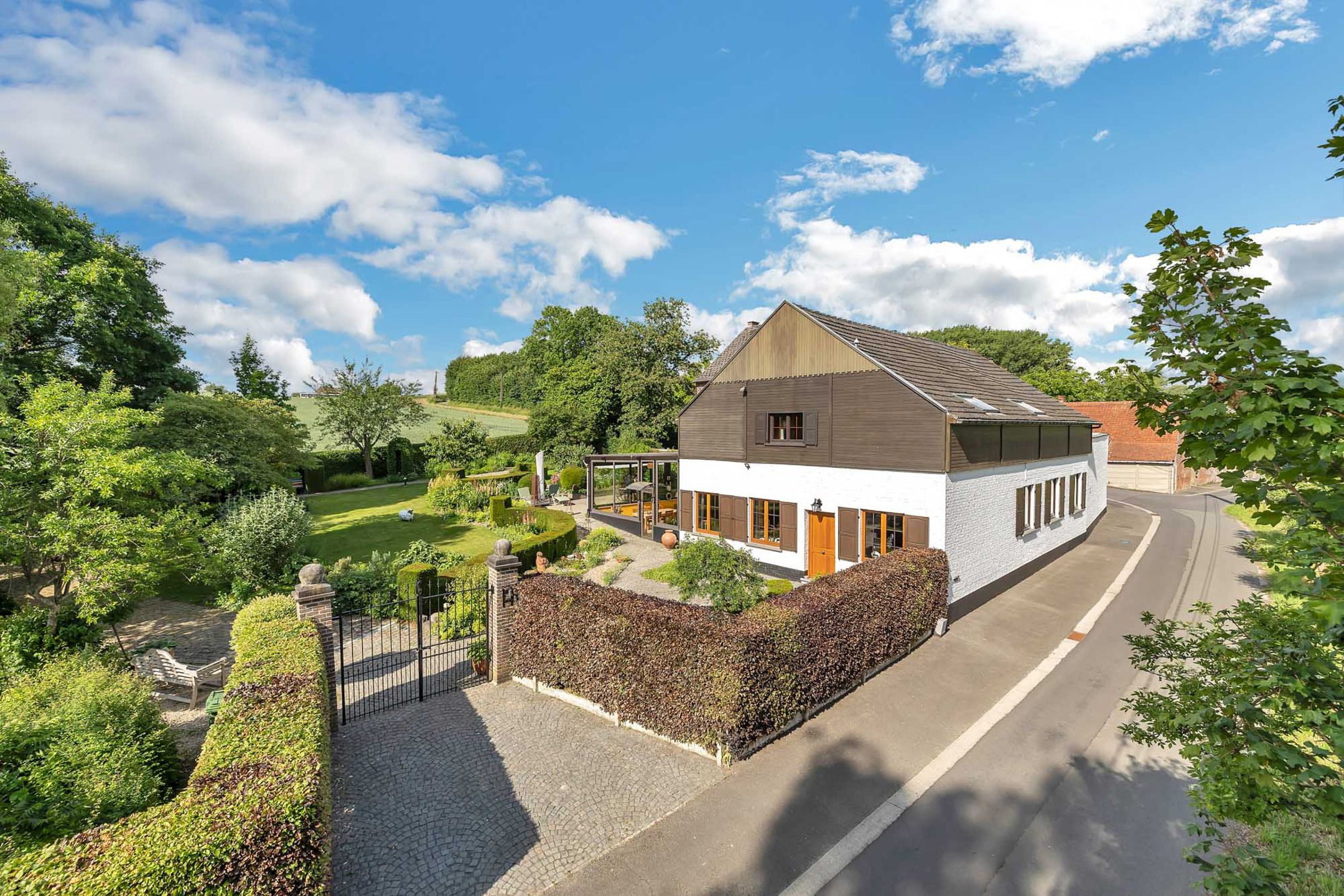 Karaktervolle woning op 15a17ca foto 3