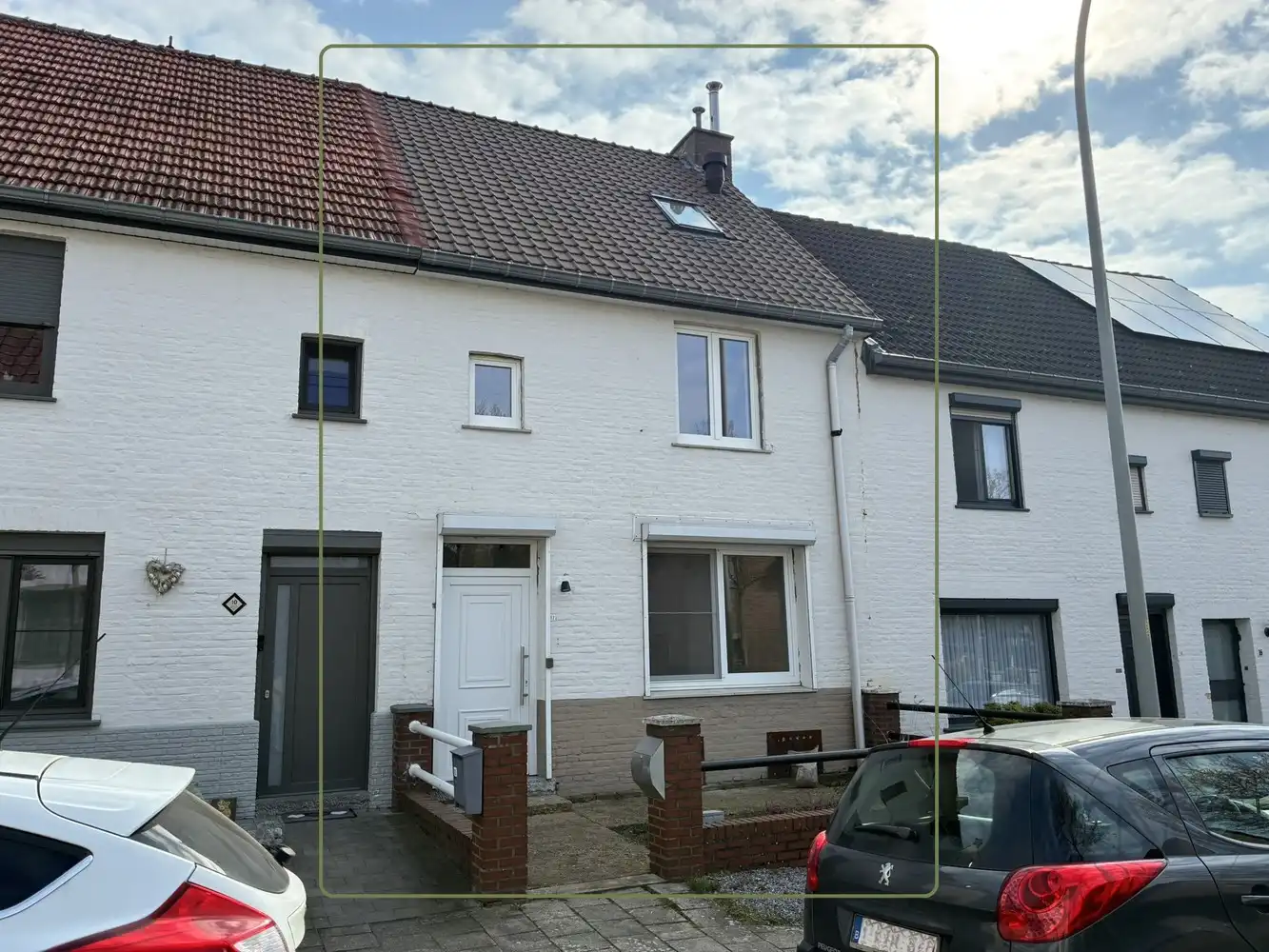 Instapklare en gerenoveerde woning in Genk foto {{pictureIndex}}
