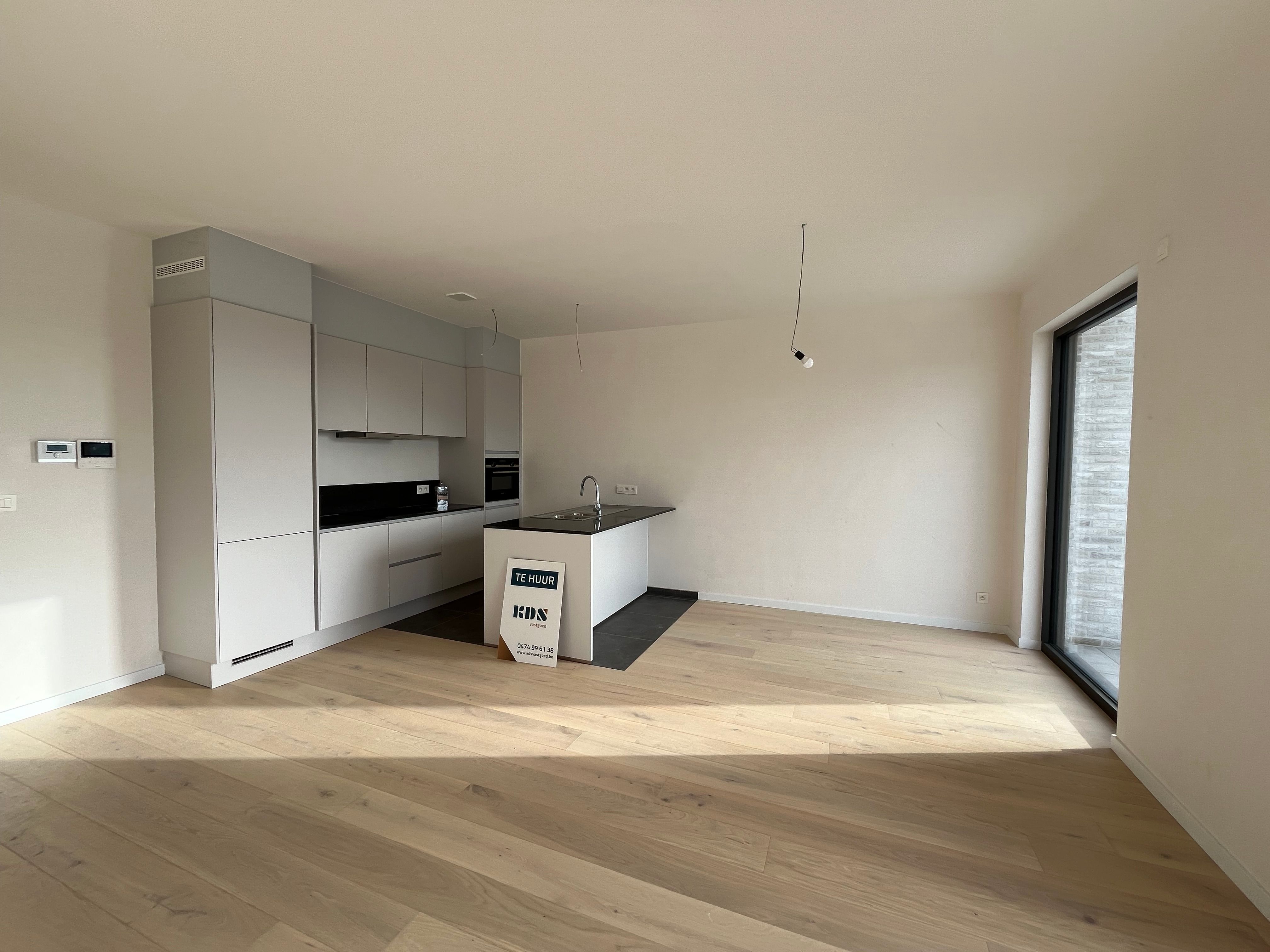 Zonovergoten nieuwbouw appartement + garage foto 16