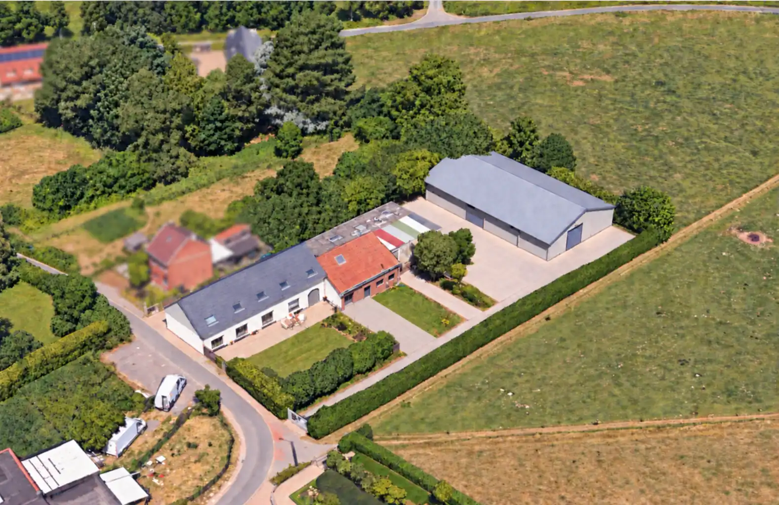 Gebouw te koop foto {{pictureIndex}}
