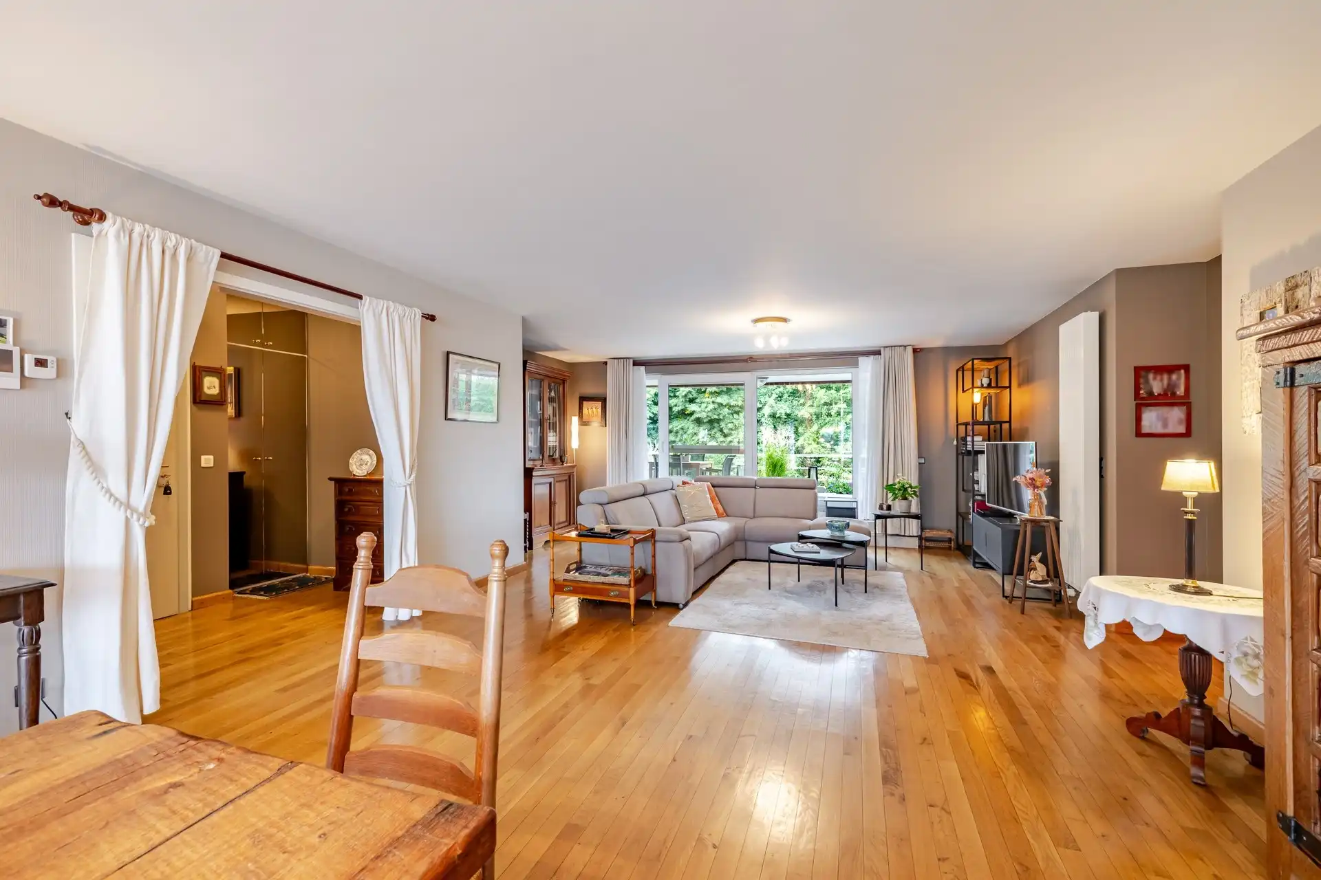 Exclusief en bijzonder ruim appartement van 183 m² met zuidgericht terras en uniek zicht op het groen, op wandelafstand van het stadspark en centrum van Aalst foto 8
