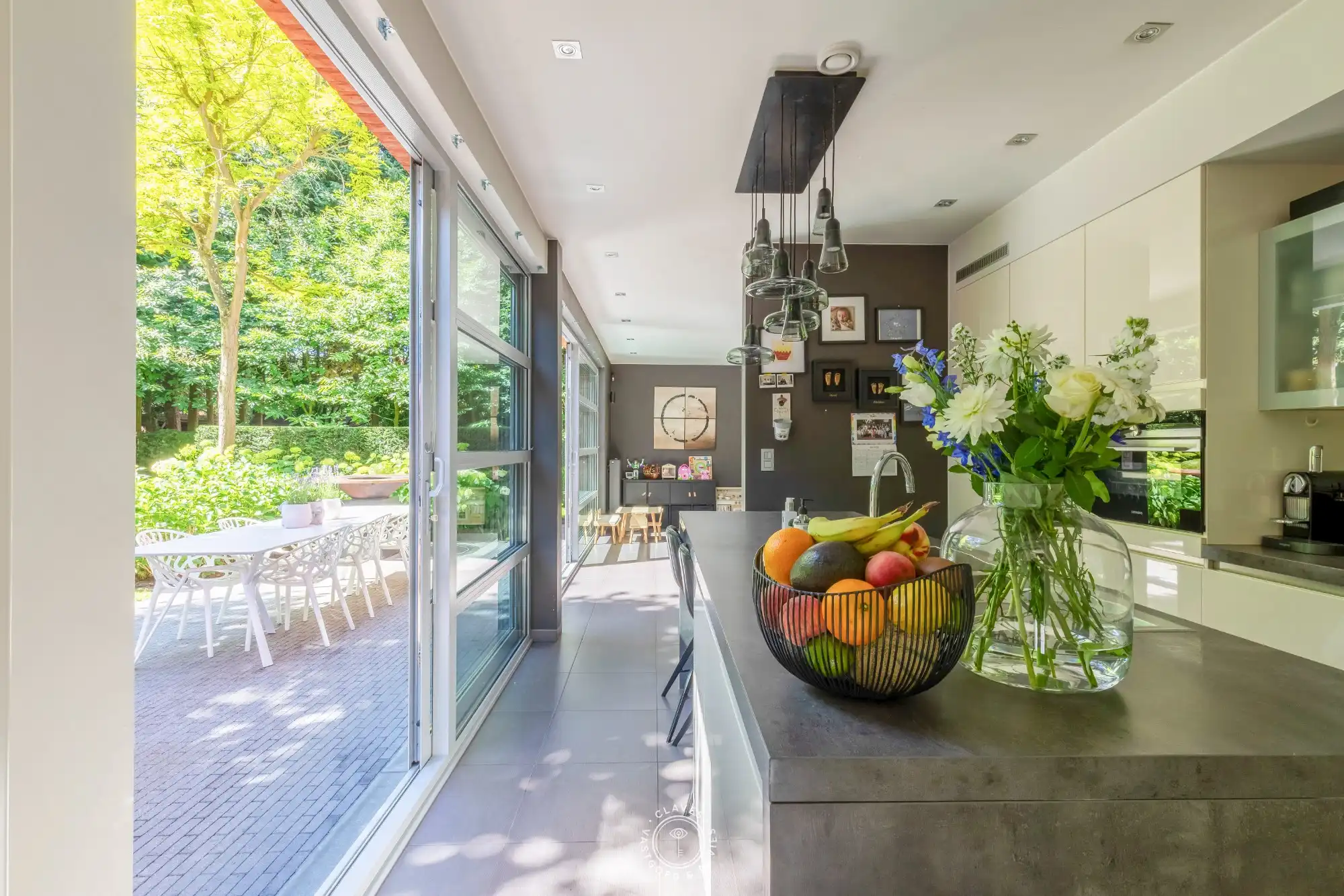 Exclusief wonen in het groen op een perceel van 1.885 m² foto 5