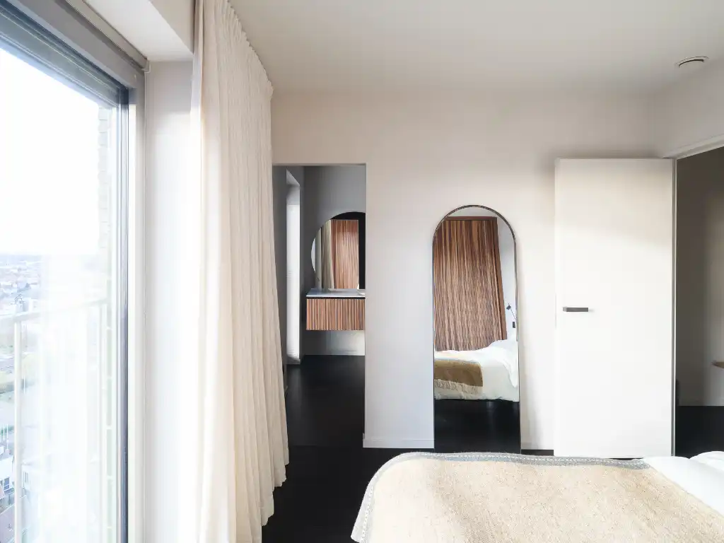 Luxe penthouse (bj. 2021) met twee kamers en een uitzonderlijk terras met panoramisch zicht over Gent en zijn torens. foto 21