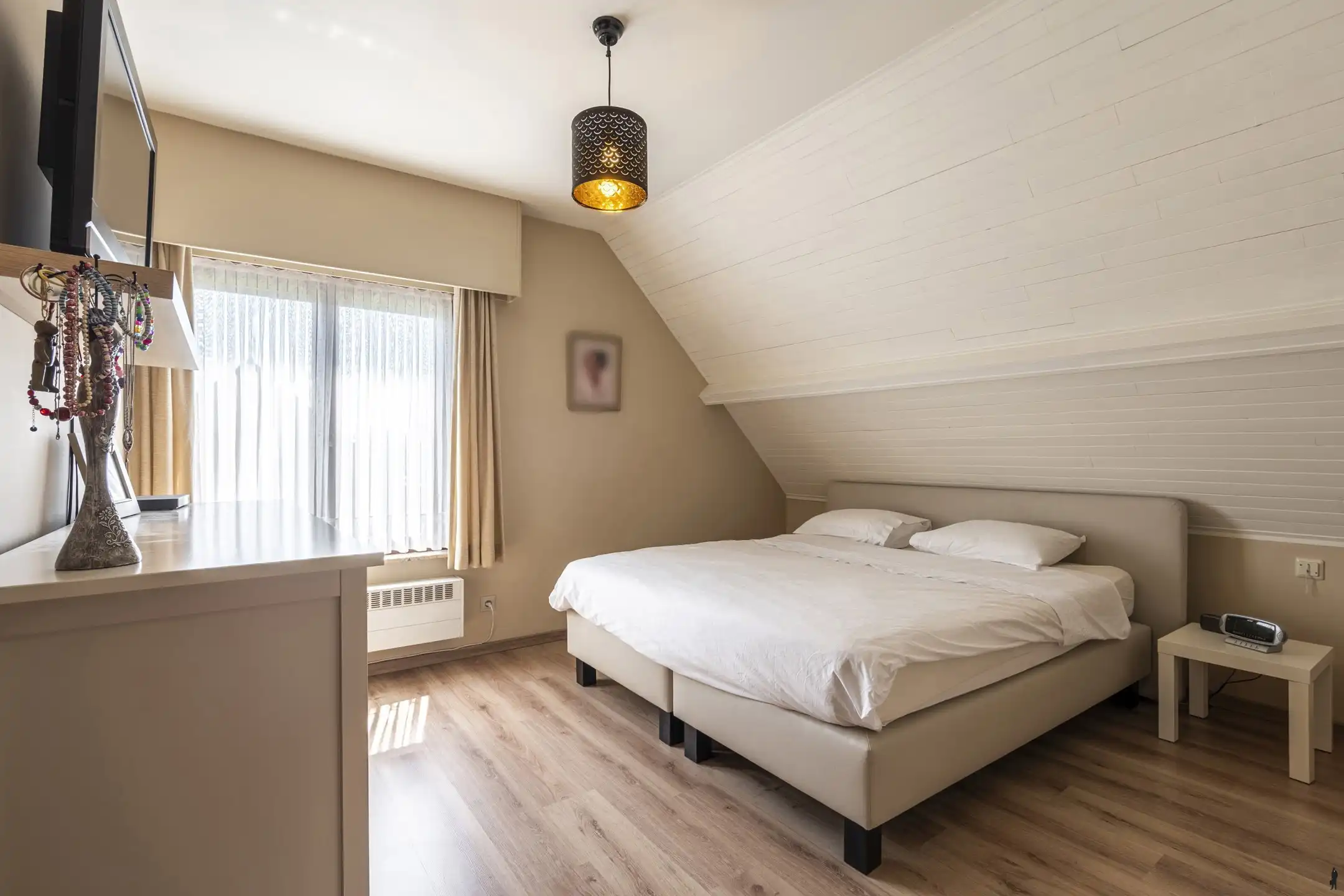 Uitstekend ondehouden ééngezinswoning op rustige locatie in centrum Weelde foto 24