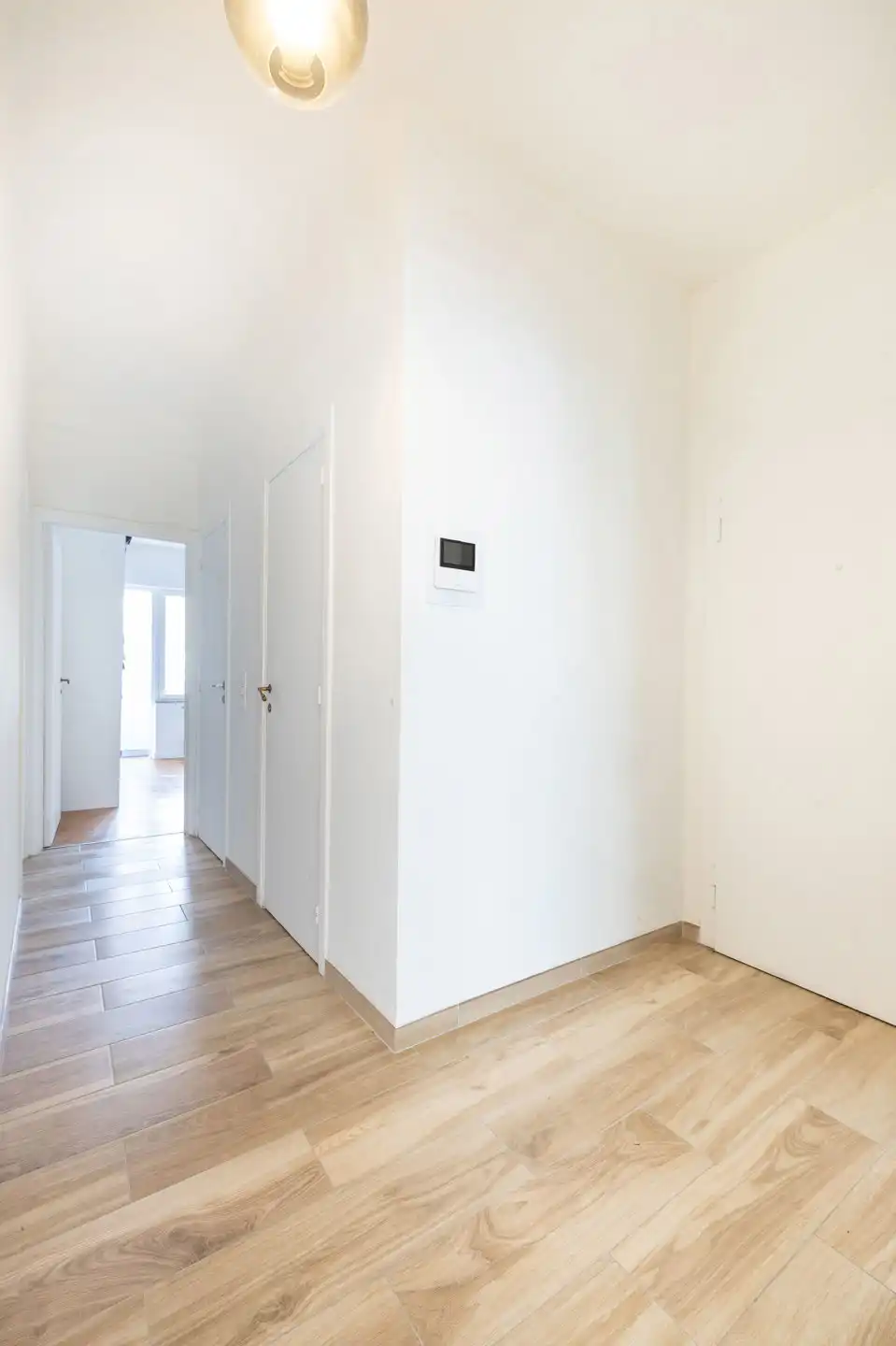 APPARTEMENT MET 2 SLAAPKAMERS TUSSEN MOLIERE EN VDK foto 11