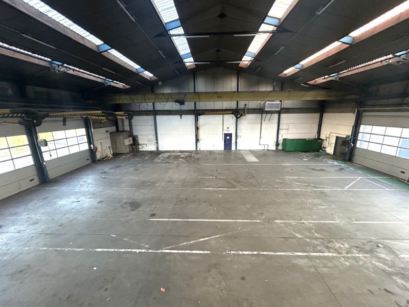 Ruime werkplaats / atelier met kantoren op topligging nabij UZ Gent foto 6