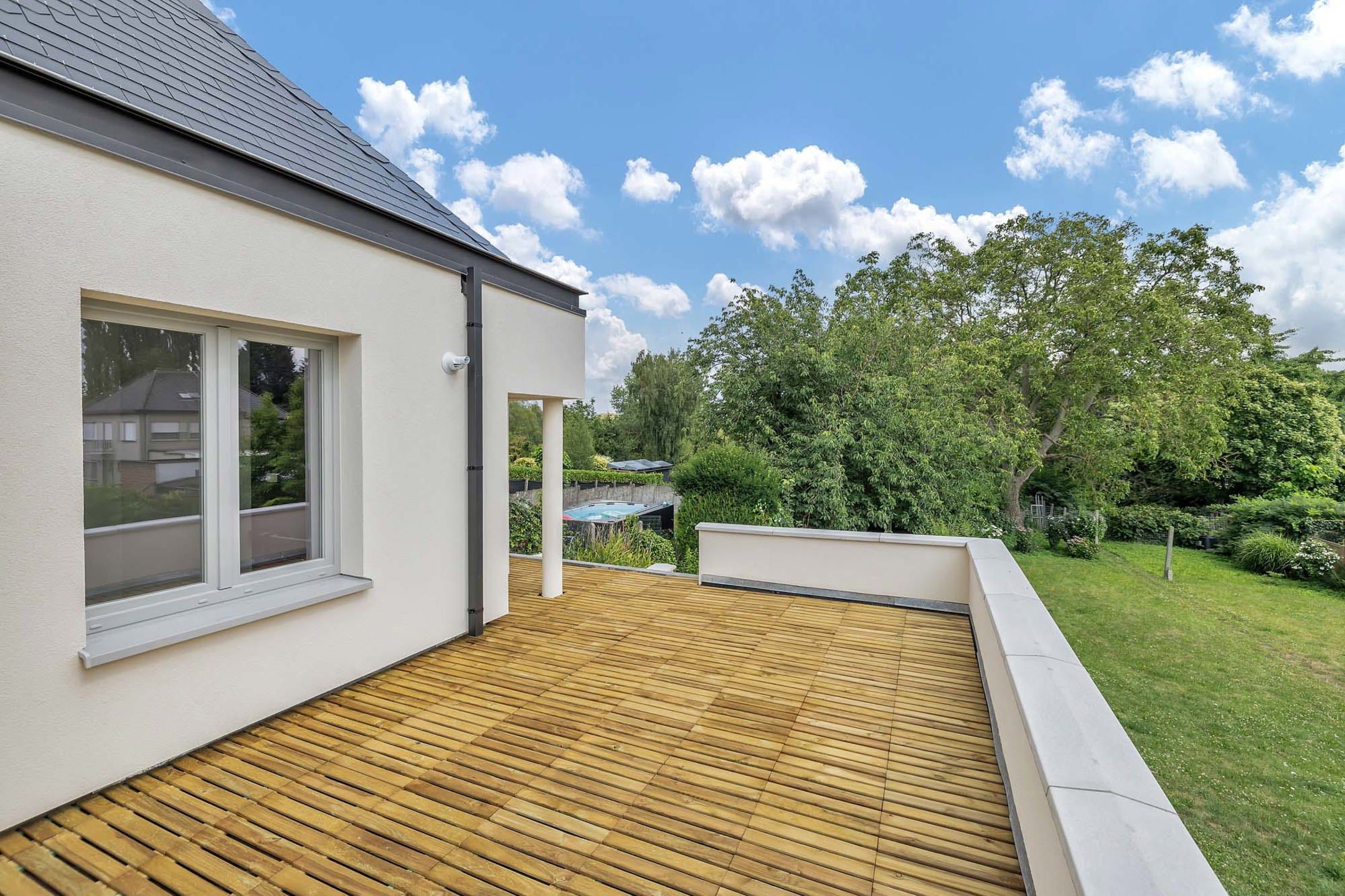 Ruime, energetische totaalrenovatie met ruime tuin en garage foto 22