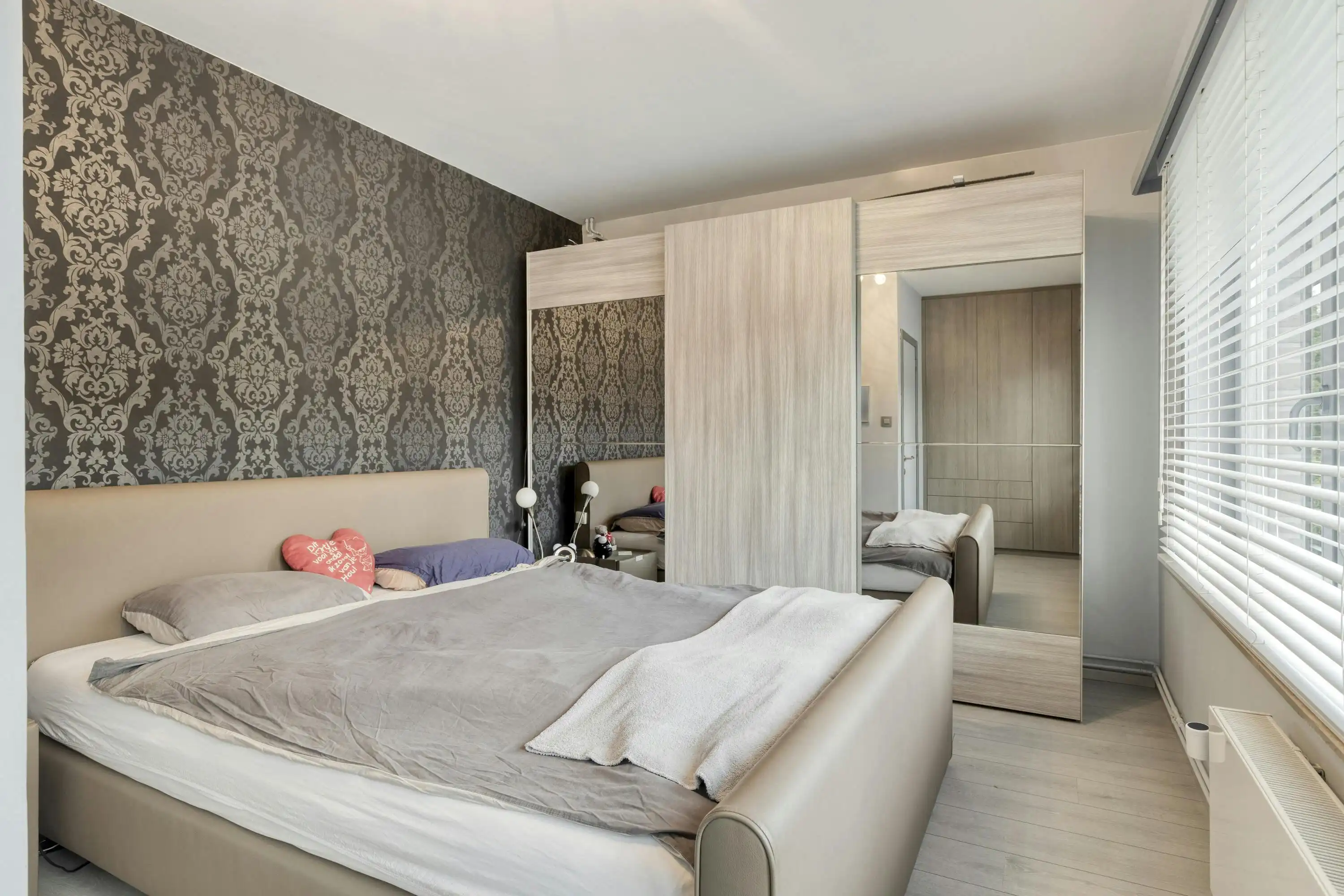Lichtrijk halfopen huis met tuin en 5 slaapkamers te Schoten foto 15