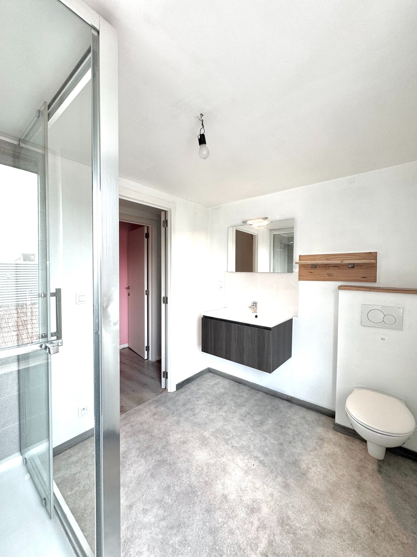 GEZELLIG INSTAPKLAAR HUISJE MET 3 KAMERS & TUIN foto 15