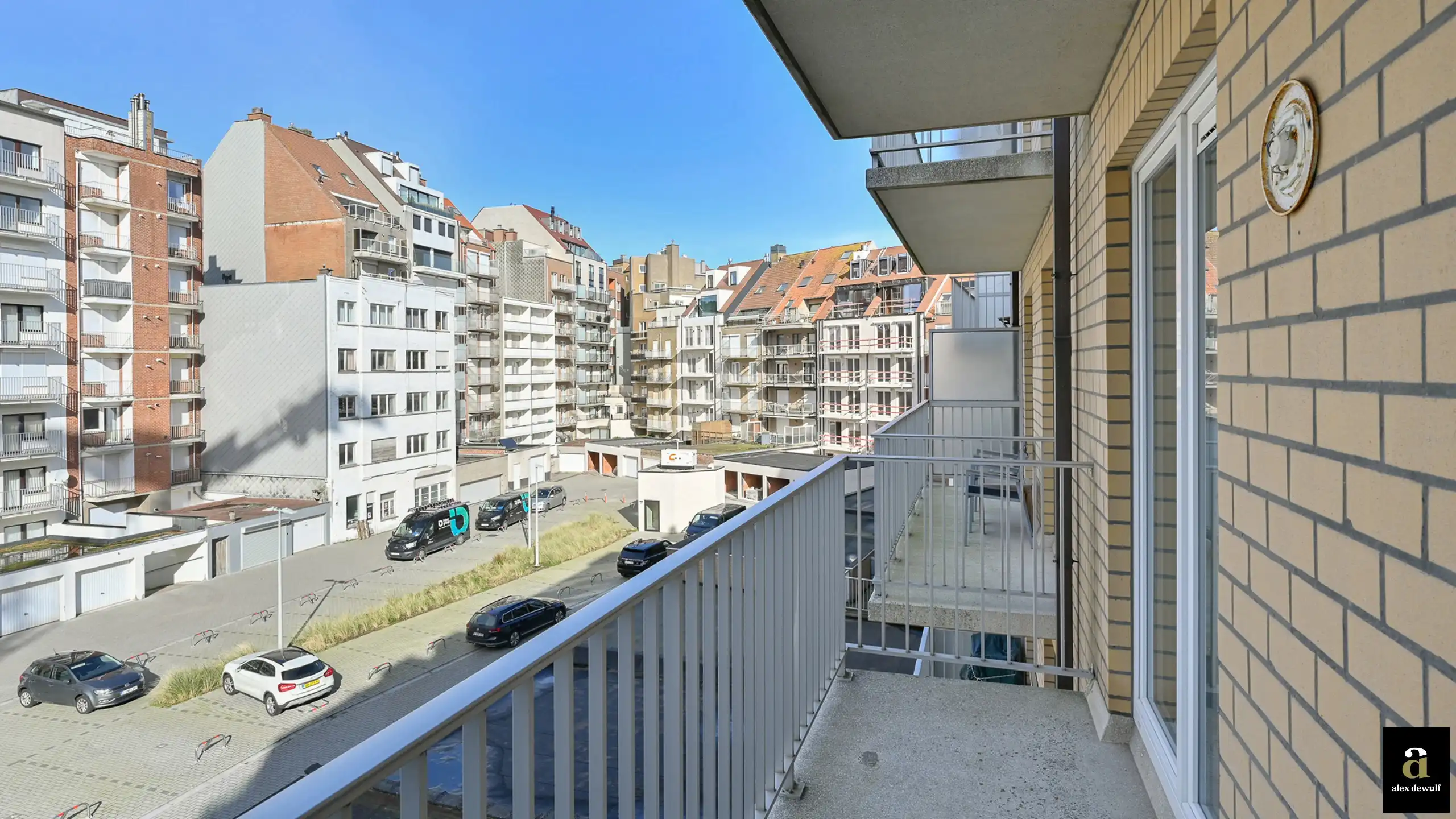 Ruim 2-slaapkamer appartement aan het Rubensplein. foto 17