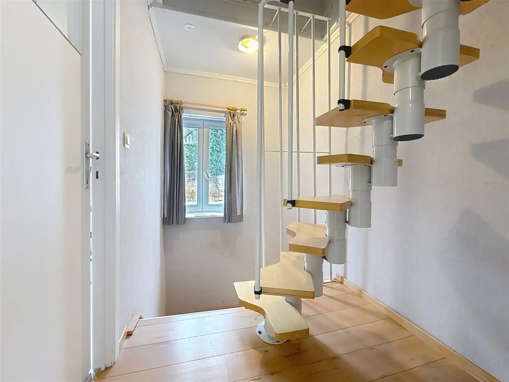 Stadswoning met terras, 3 skpks, nabij station foto 16