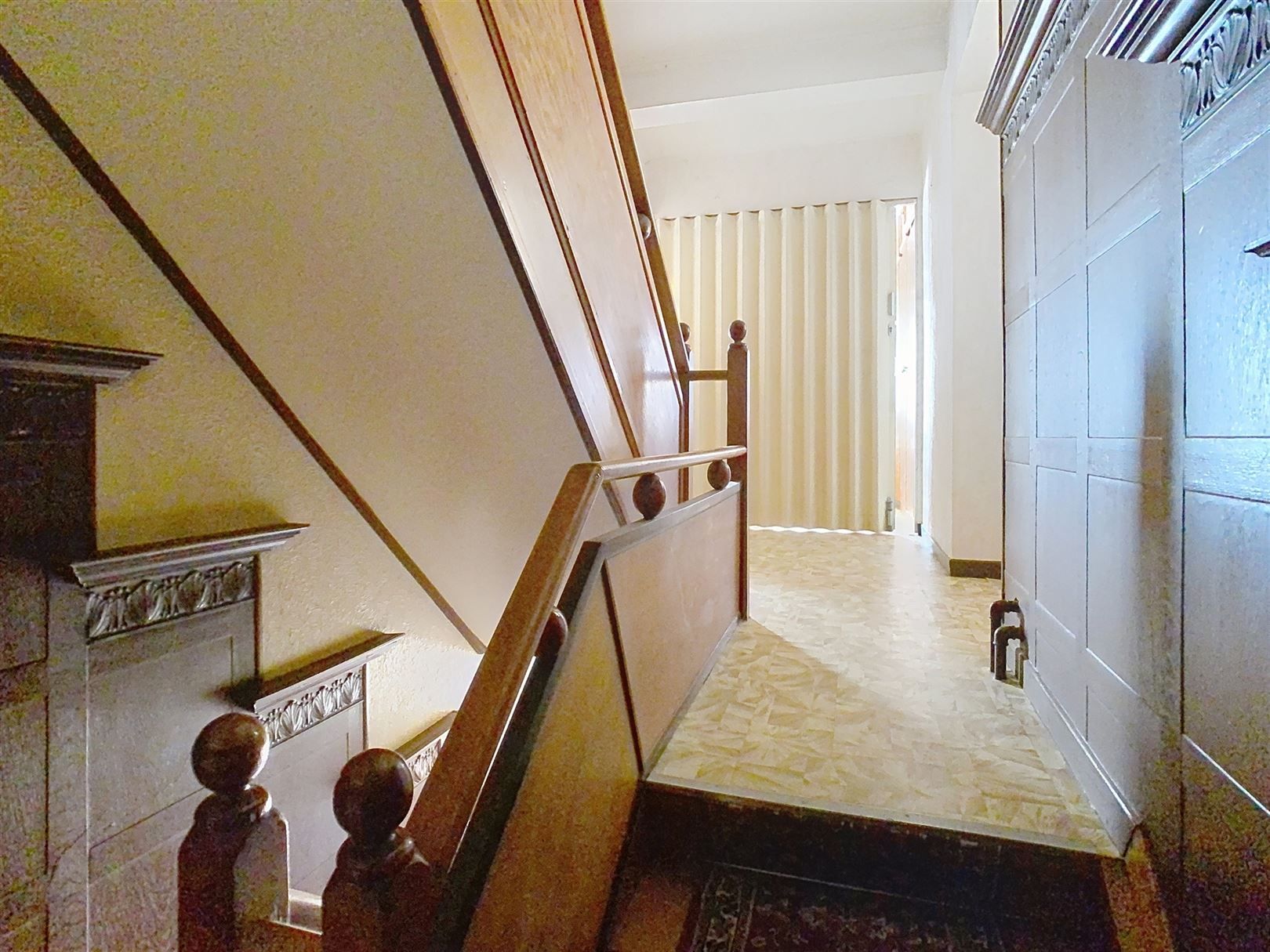 Te renoveren woning, 4 slpks, bijgebouwen, tuin, 9a 71ca  foto 19