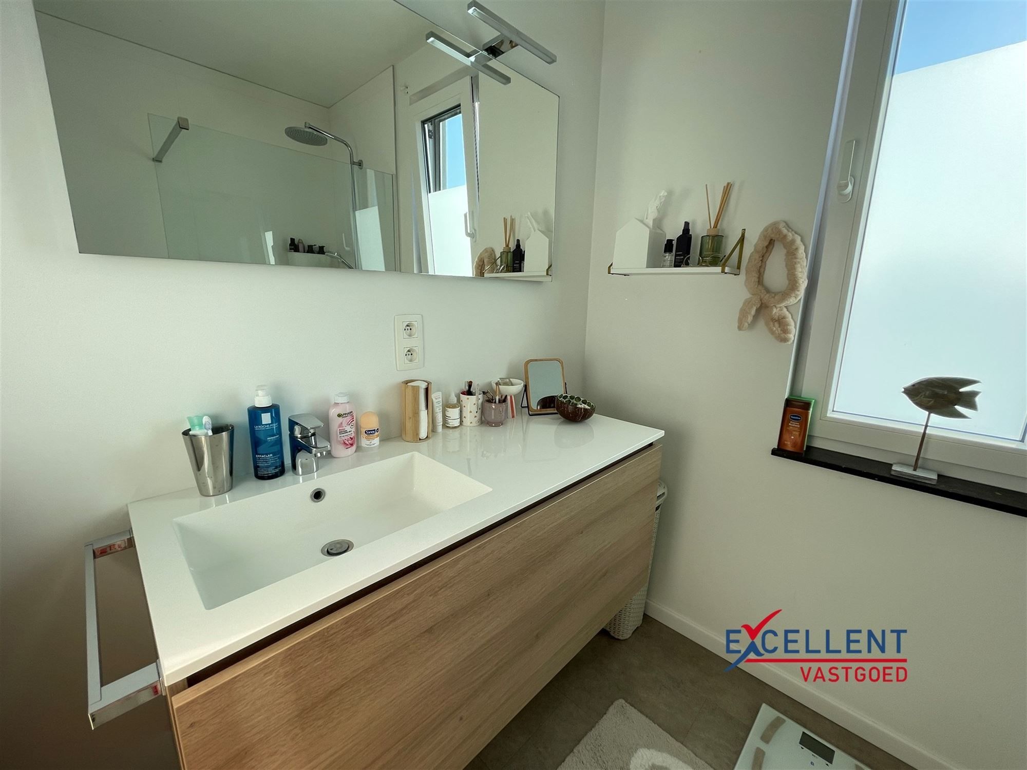 Energiezuinig 2-slaapkamer appartement te Astene te huur! foto 8