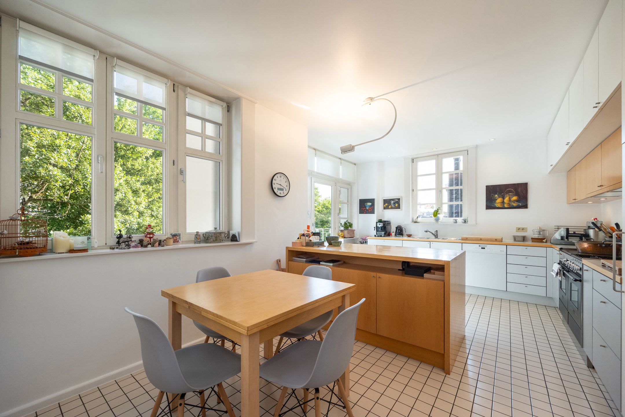 Licht en ruim 3-slaapkamer appartement nabij het Albertpark foto 8