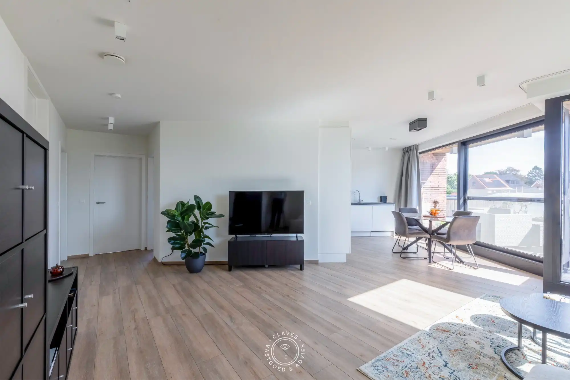 Modern kantoorgebouw met verhuurd appartement op uitstekende zichtlocatie in Belsele foto 21