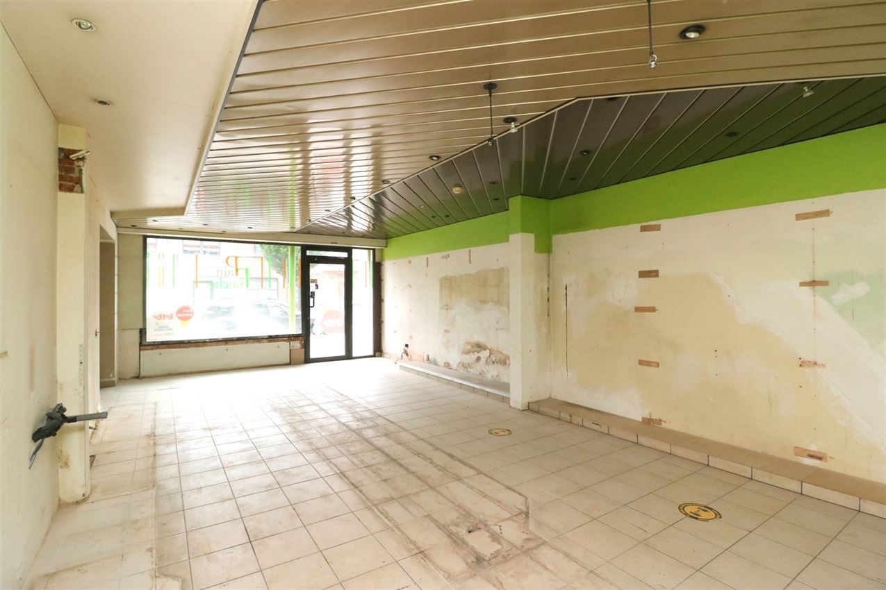 handelszaak met veel mogelijkheden in centrum foto 4