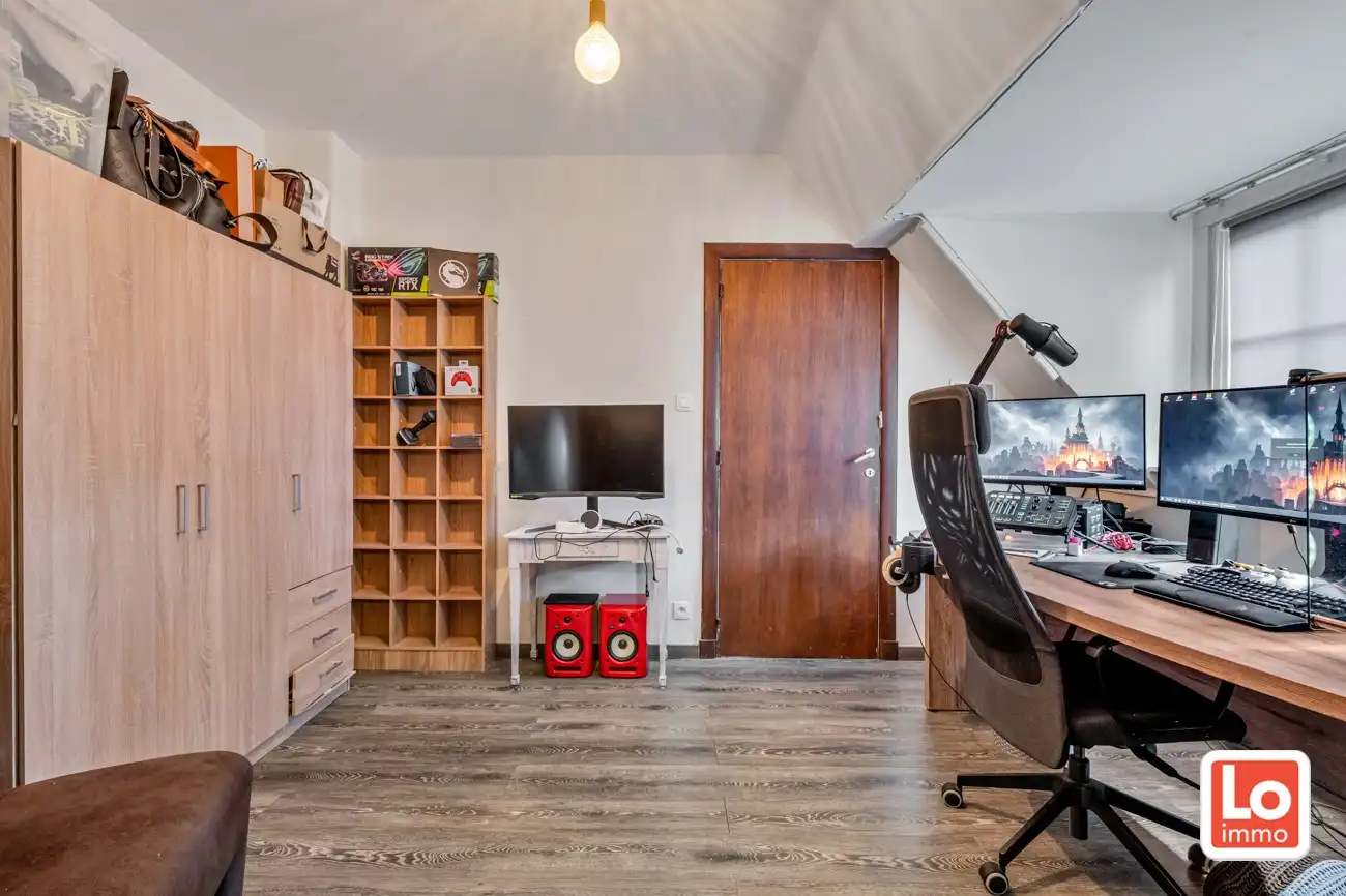 VERKOCHT! Charmante instapklare alleenstaande villa met afzonderlijke garage en grote ‘volwassen groene’ tuin vlakbij alle hoofdwegen in Oostakker. foto 14