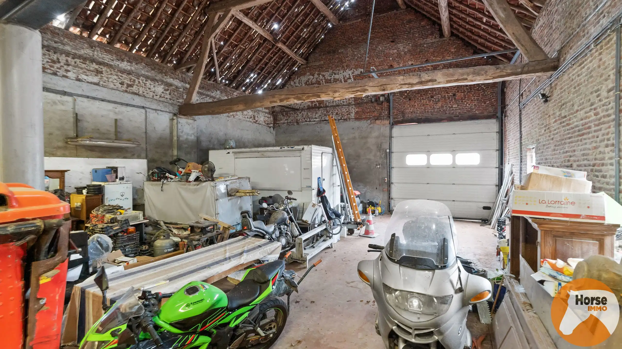 TOLLEMBEEK - Prachtige woning met 3 loodsen op +-2,9ha. foto 39