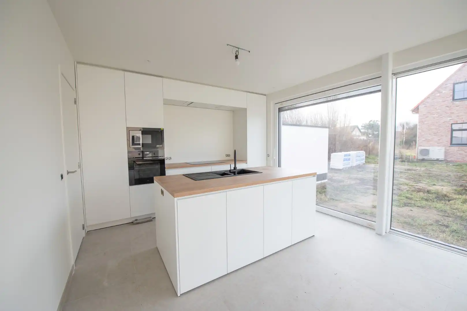 Moderne HOB nieuwbouwwoning met 3 slaapkamers te huur foto 6
