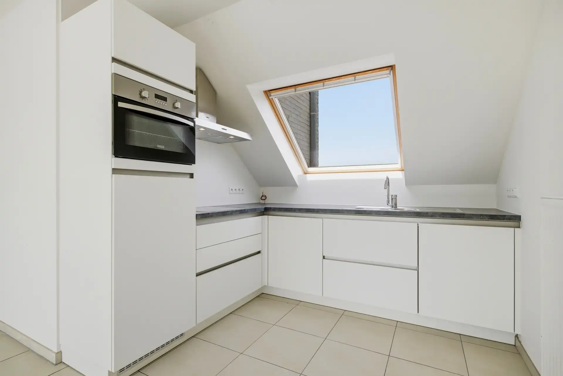 Modern en energiezuinig appartement op rustige locatie in doodlopende straat te Hamme foto 8