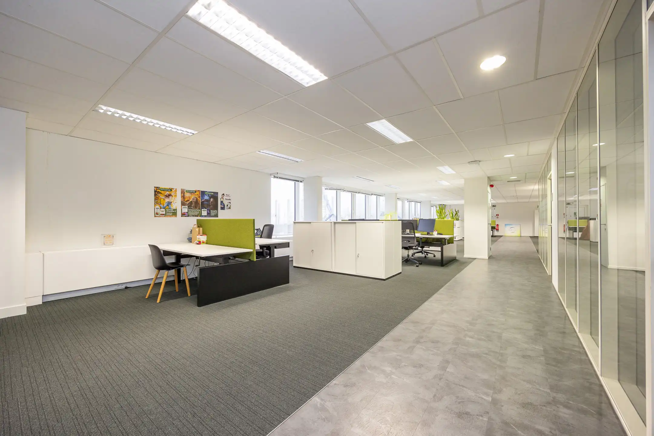 Moderne kantoorruimte in West Port Campus (475 m²) foto 19