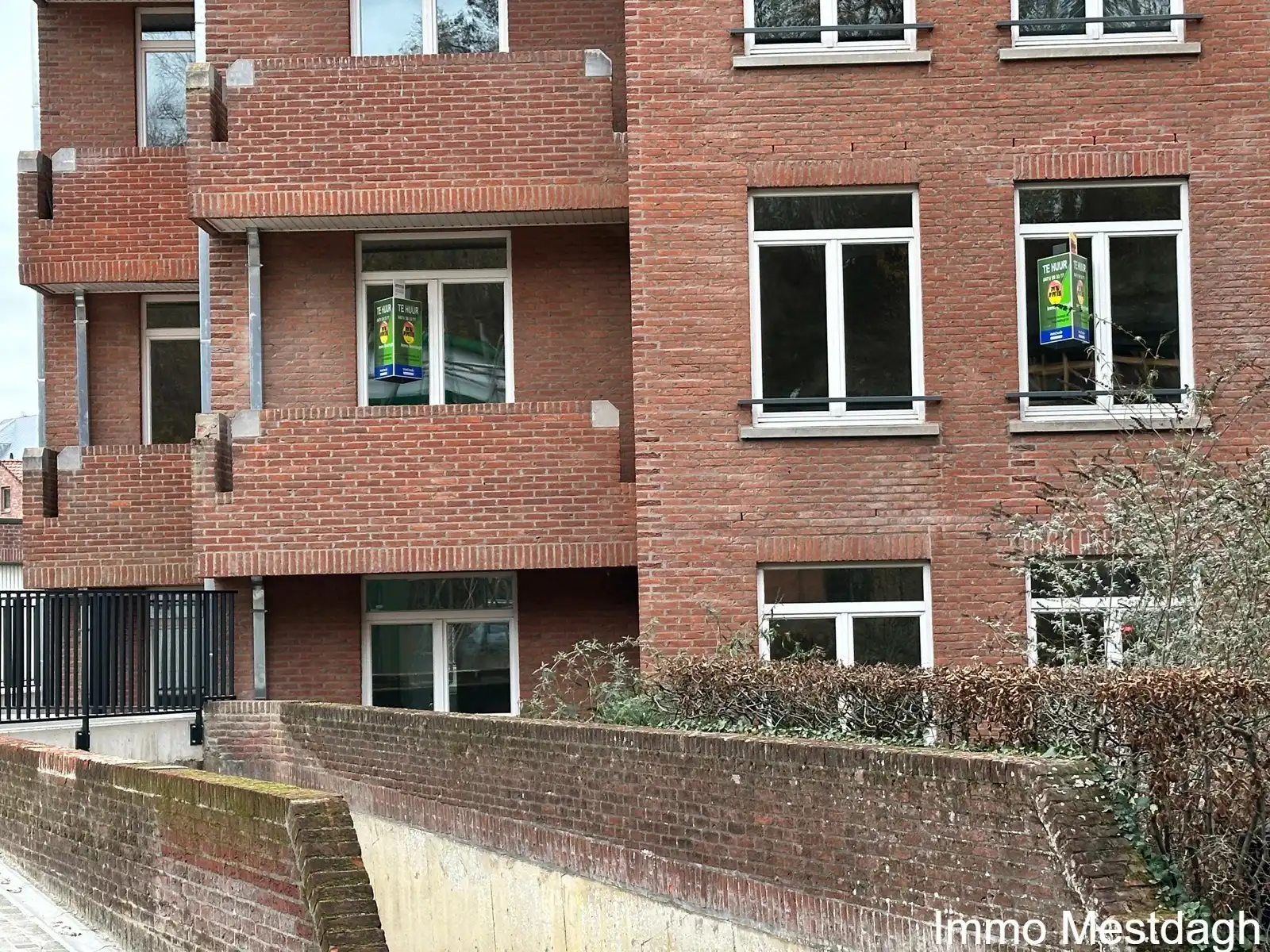 Royaal appartement met garagebox en zicht op de Schaffense Poort. foto 30