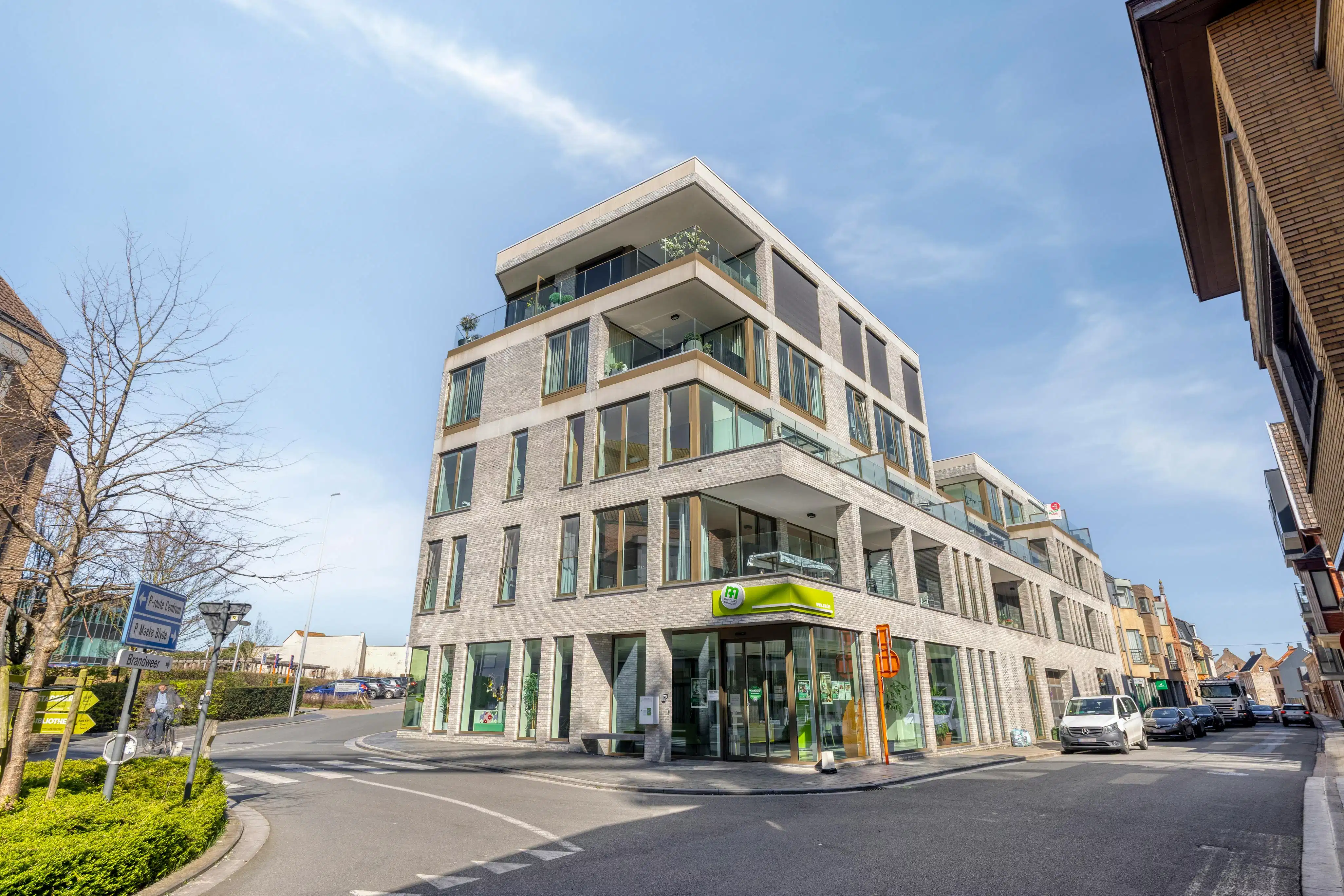 Recent en lichtrijk appartement met zuidgericht terras in hartje Poperinge foto 23