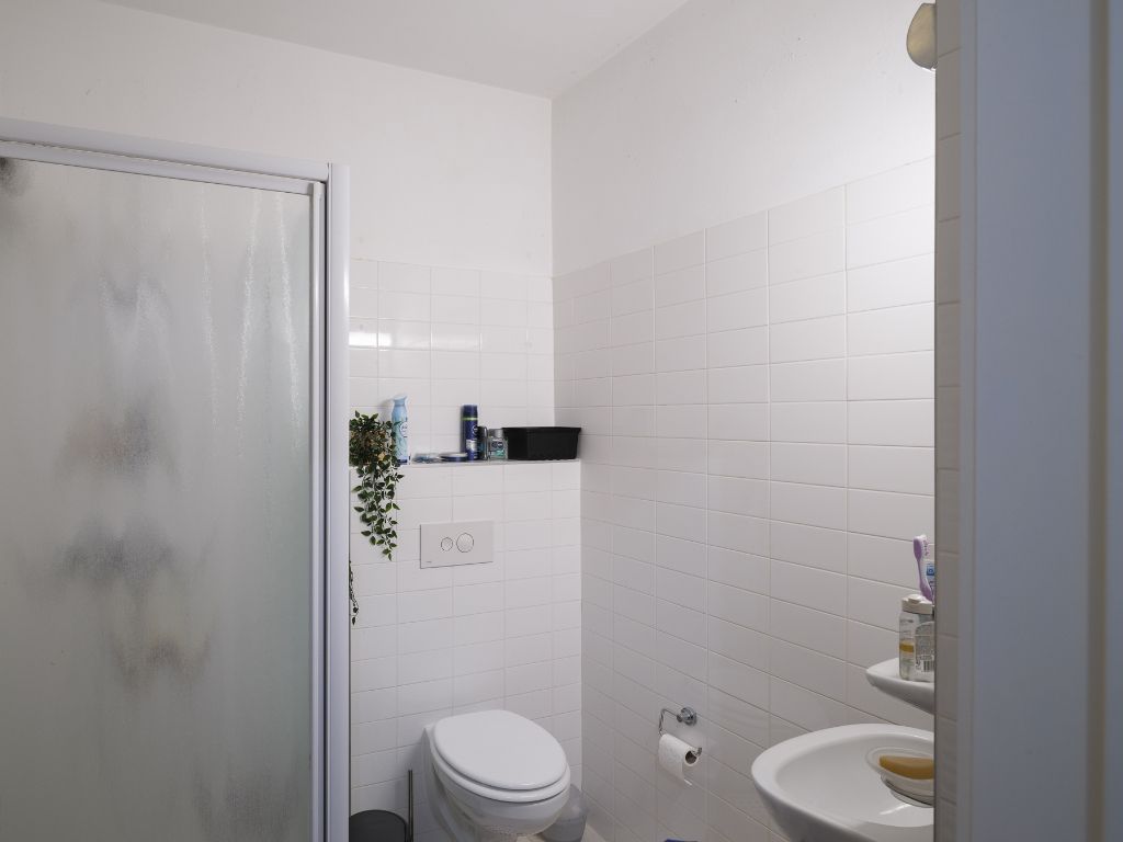 Instapklaar 2-slpk appartement met een ruime, private tuin foto 8