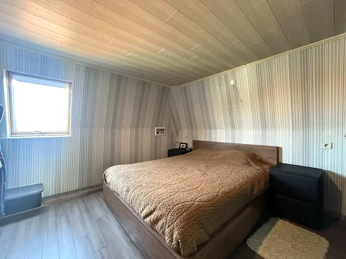 Passendale – Ruime hoekwoning met tuin, poolhouse en praktijkruimte foto 19