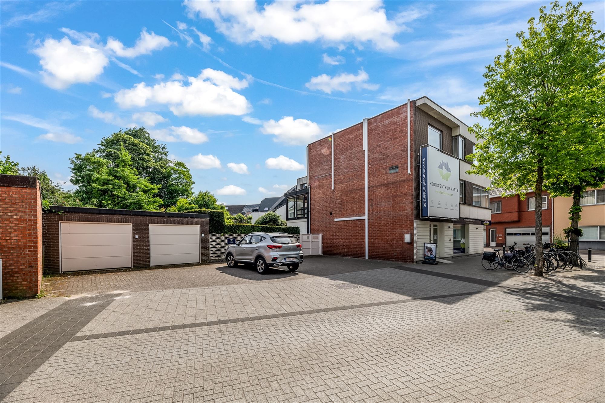 GERENOVEERD APPARTEMENT MET 2 SLPKS EN LIFT IN CENTRUM BALEN foto 16
