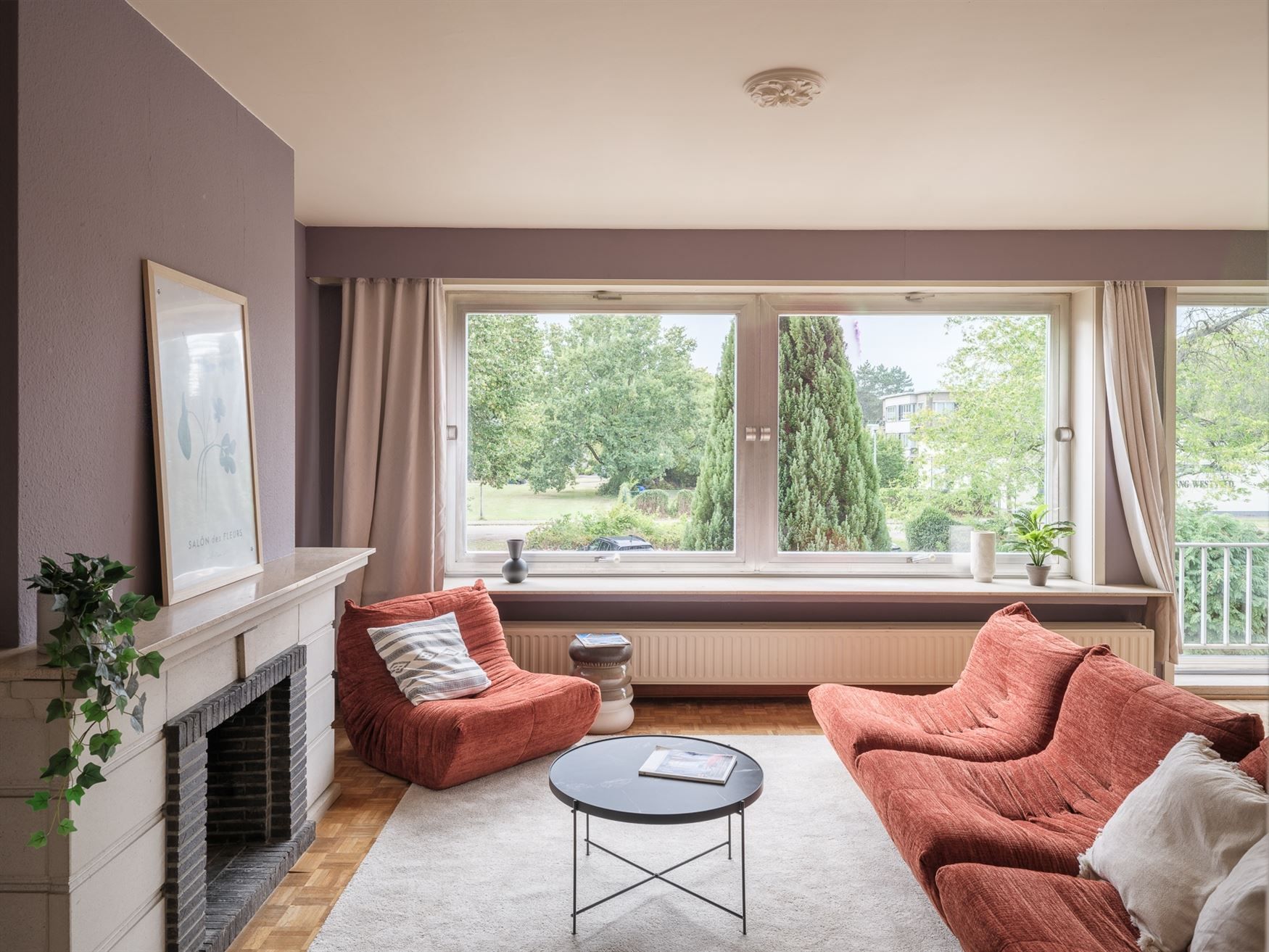 Hoofdfoto van de publicatie: Ruim, lichtrijk appartement (114m²) met garage in Sint-Amandsberg.