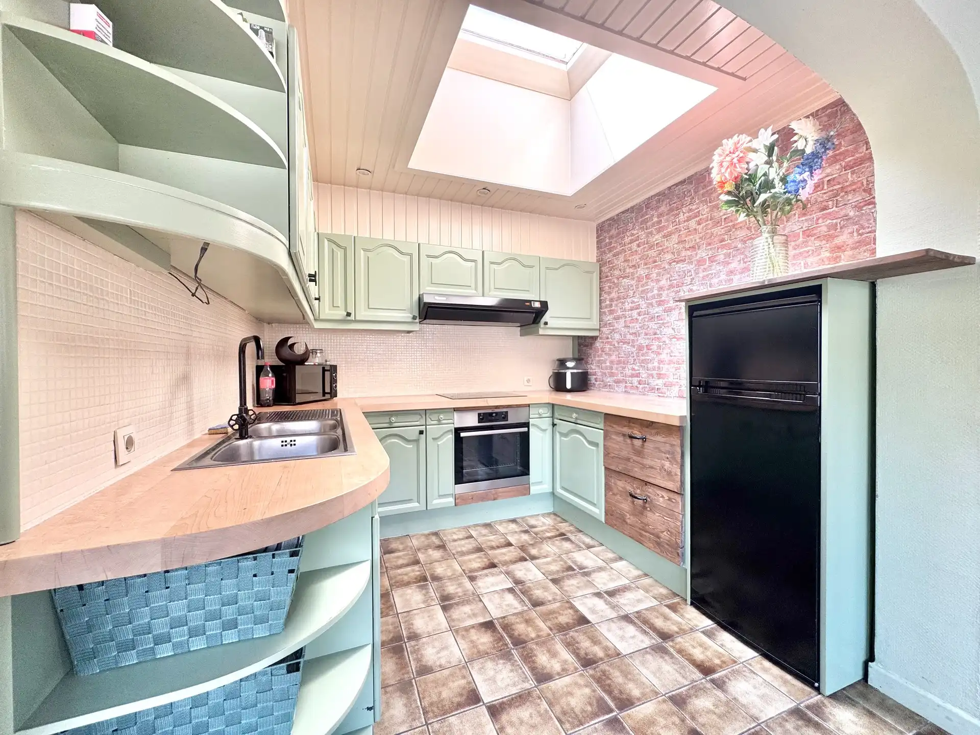 HALFOPEN WONING MET MAGAZIJN OP 562 M² foto 26