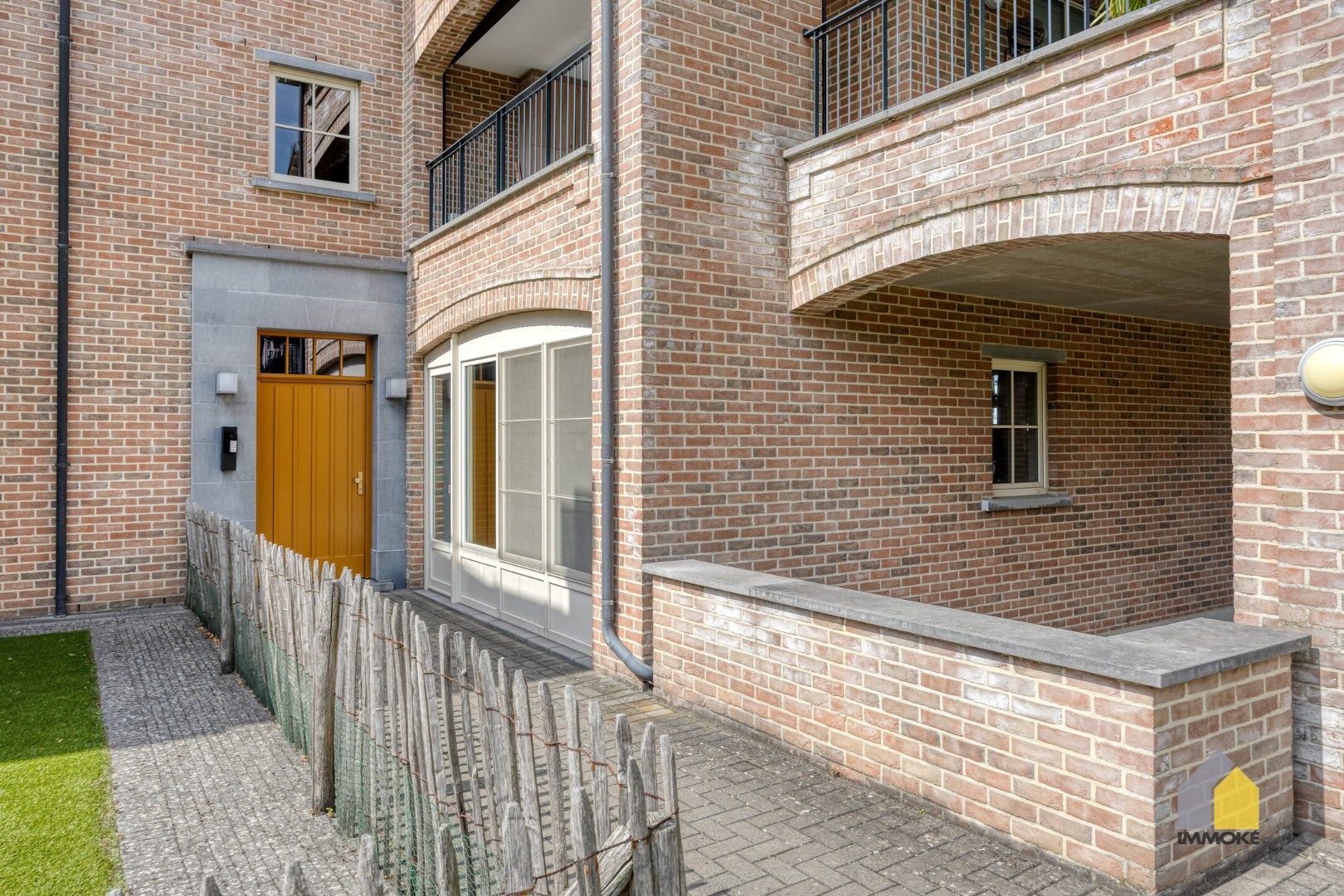 Gelijkvloers appartement met 2 slpks, stadstuin en autostaanplaats. foto 13
