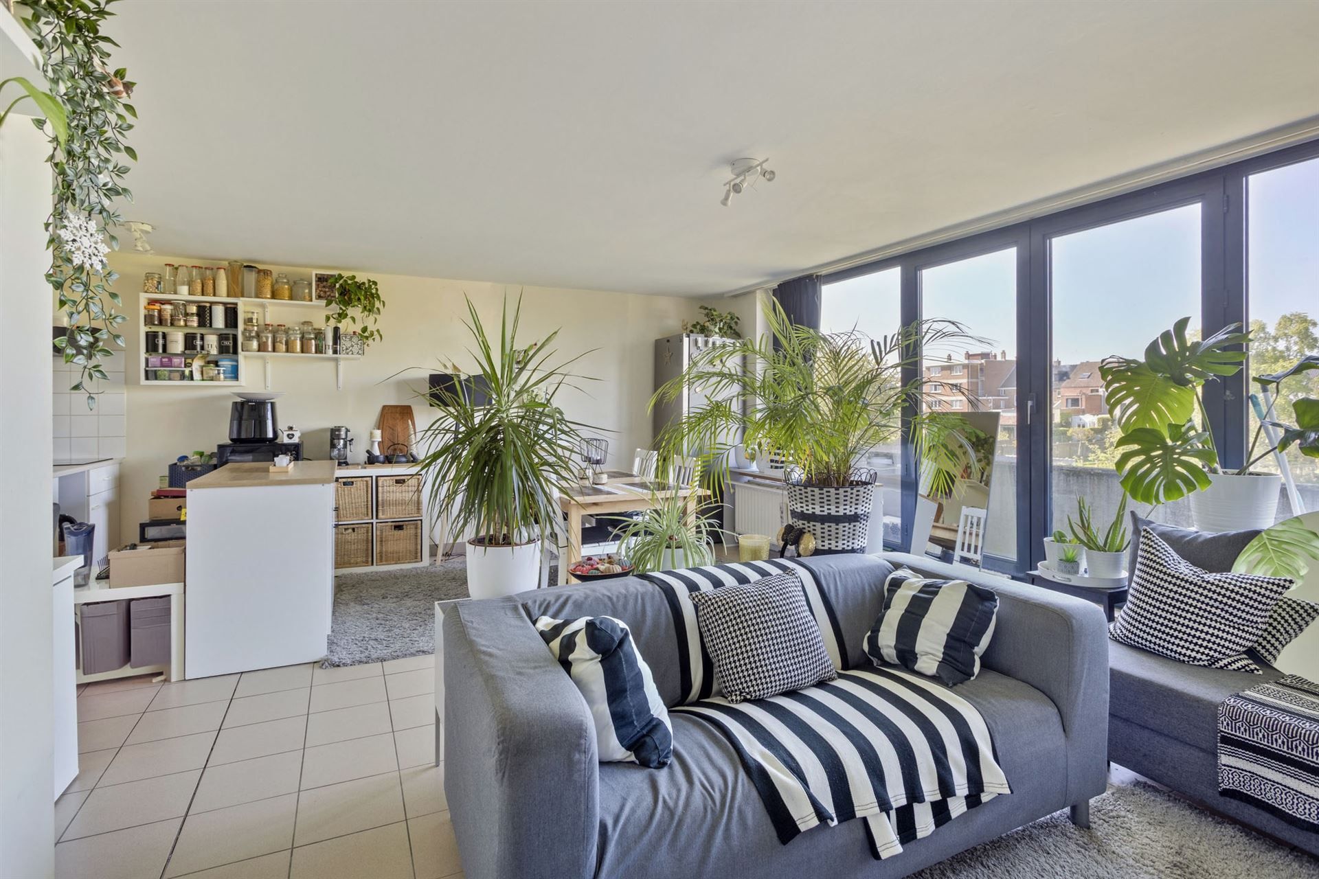 Appartementsgebouw foto 4