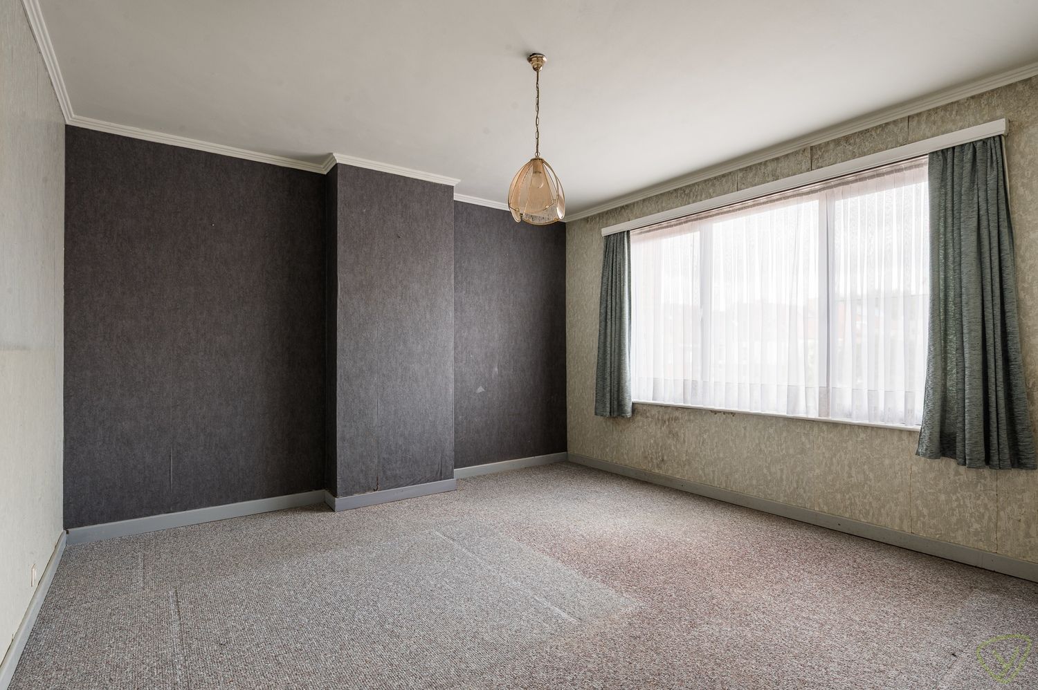 Te renoveren gezinswoning met zonnige tuin op rustige locatie foto 12