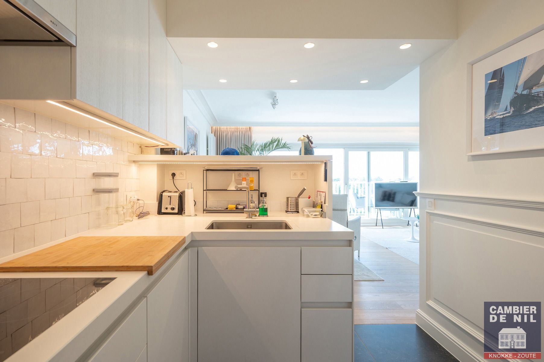 Prachtig gemeubeld appartement in standingvolle residentie met open zicht foto 8