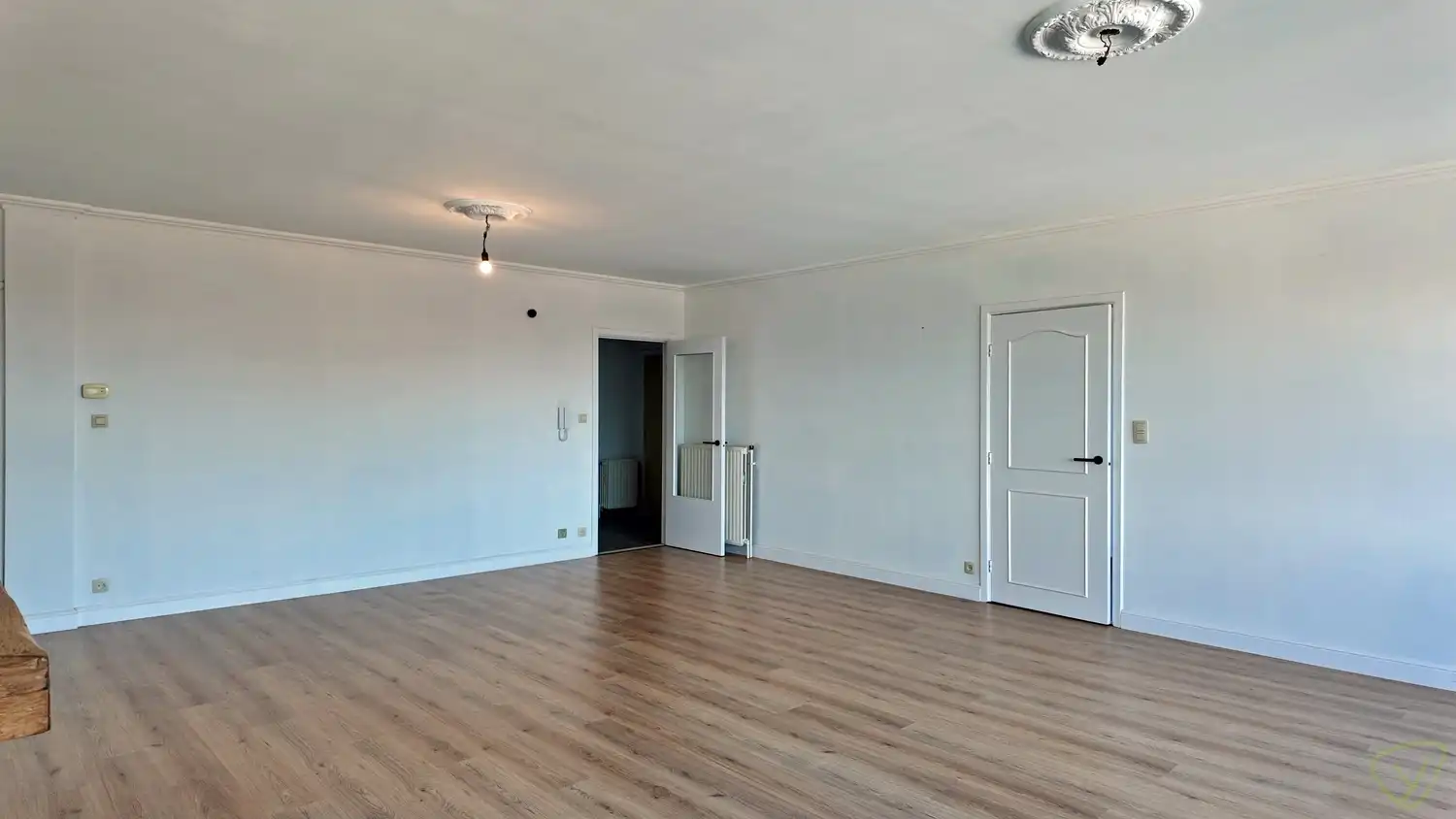 Ruim appartement met 3 slaapkamers en open zicht foto 5