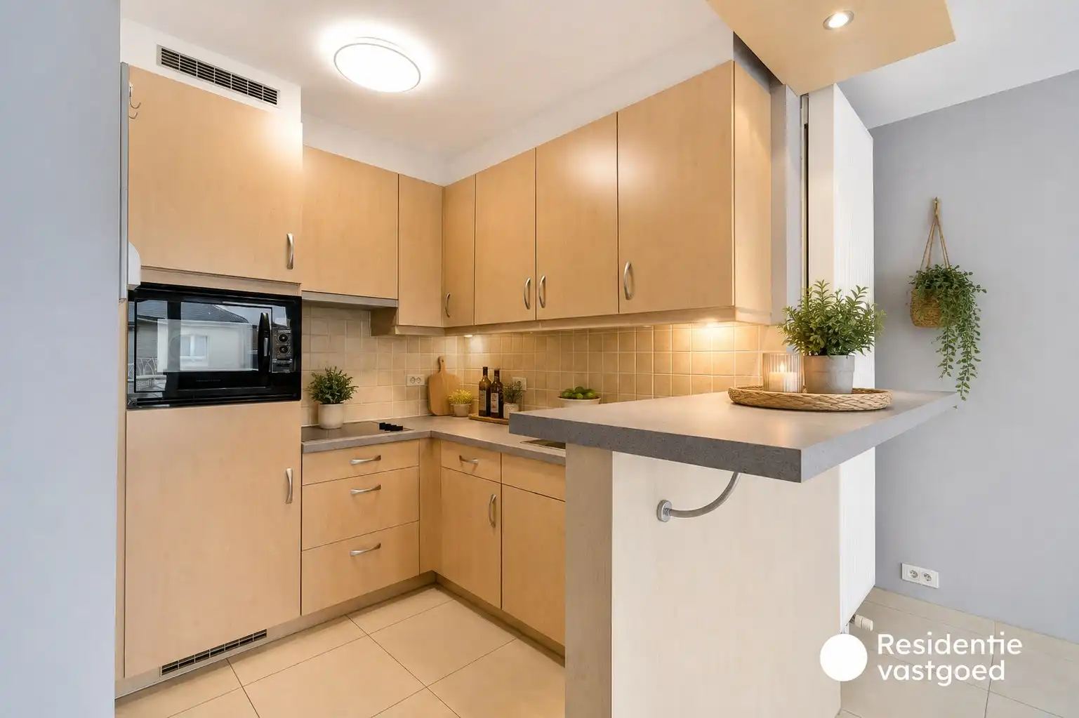 Duplex-appartement in rustige residentie met twee slaapkamers en terras foto 8