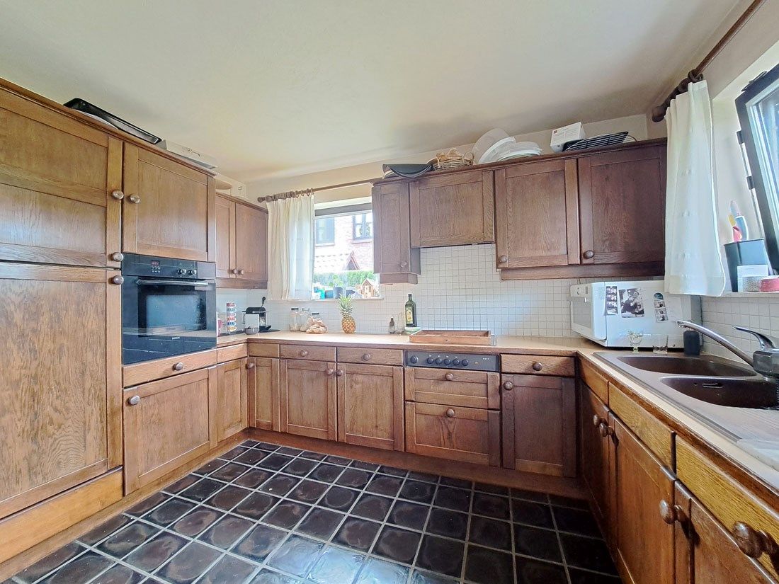 Eigentijdse villa te Lummen foto 8