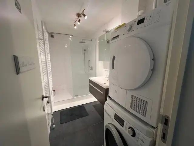 GELIJKVLOERSAPPARTEMENT MET 1 SLAAPKAMER EN KOER foto 9