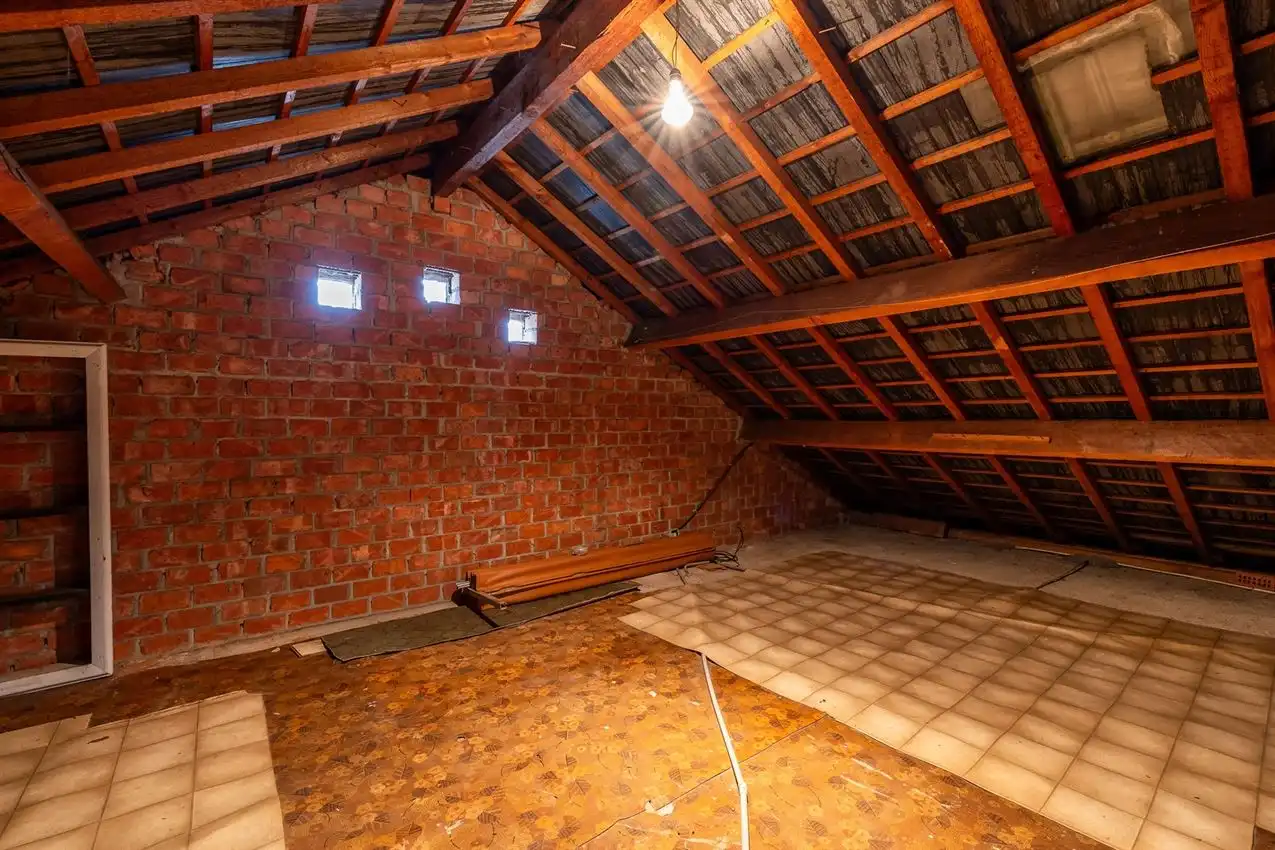 Unieke ligging boven de Mottevallei – renovatiekans met waarde-opportuniteit foto 26