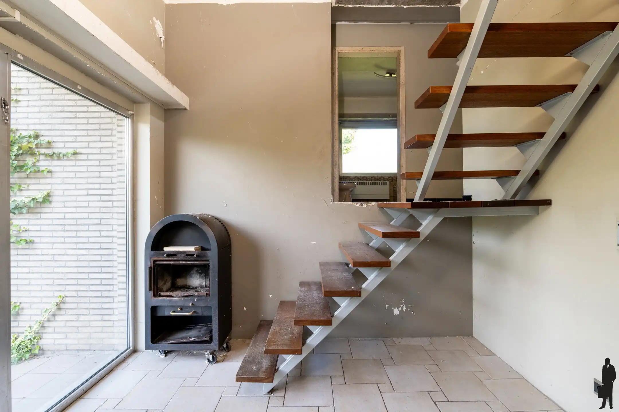 Te renoveren splitlevelwoning op perceel van 1.360 m² in Malle foto 4