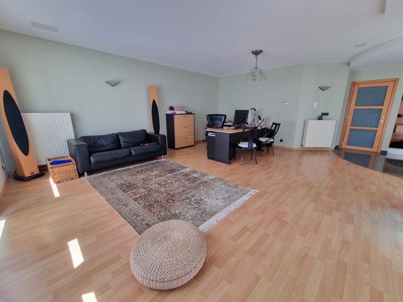 Uitstekend gelegen appartement met 3 slpks in het centrum van Zonhoven foto 3