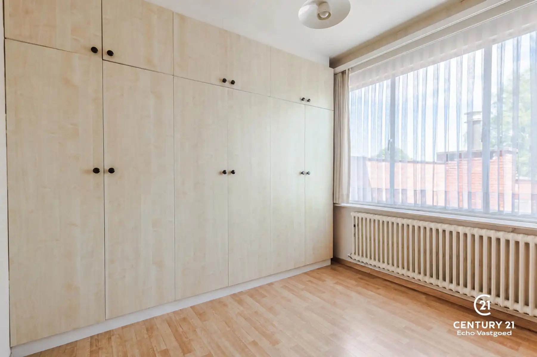 Karaktervolle te renoveren halfopen bebouwing op toplocatie foto 17