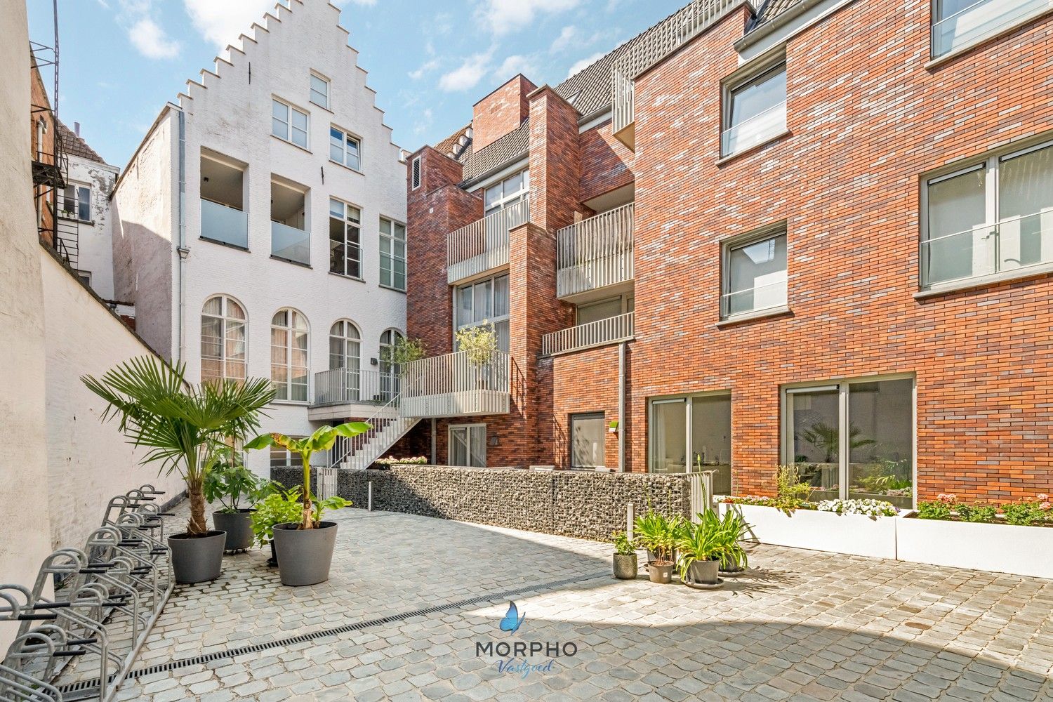 High-end triplexappartement in hartje Brugge – Licht, luxe en leefcomfort in residentie Augustijnenhof foto 15