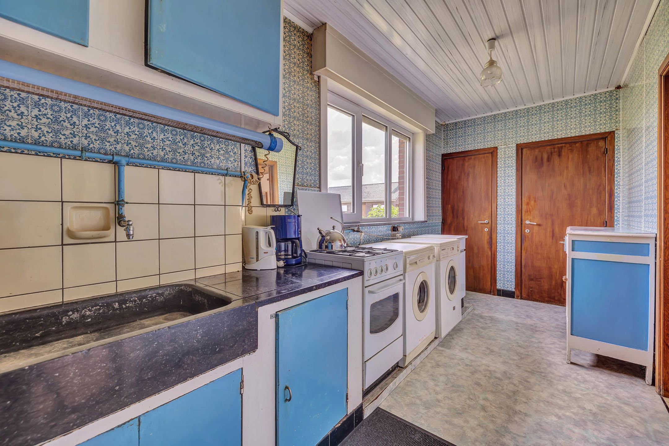 Rustig gelegen renovatieproject met verzicht achteraan foto 5