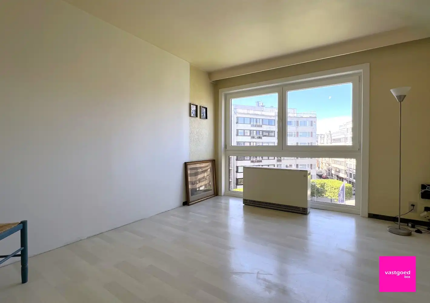 Lichtrijk hoekappartement met 2 slaapkamers en terras, hart van Oostende foto 9